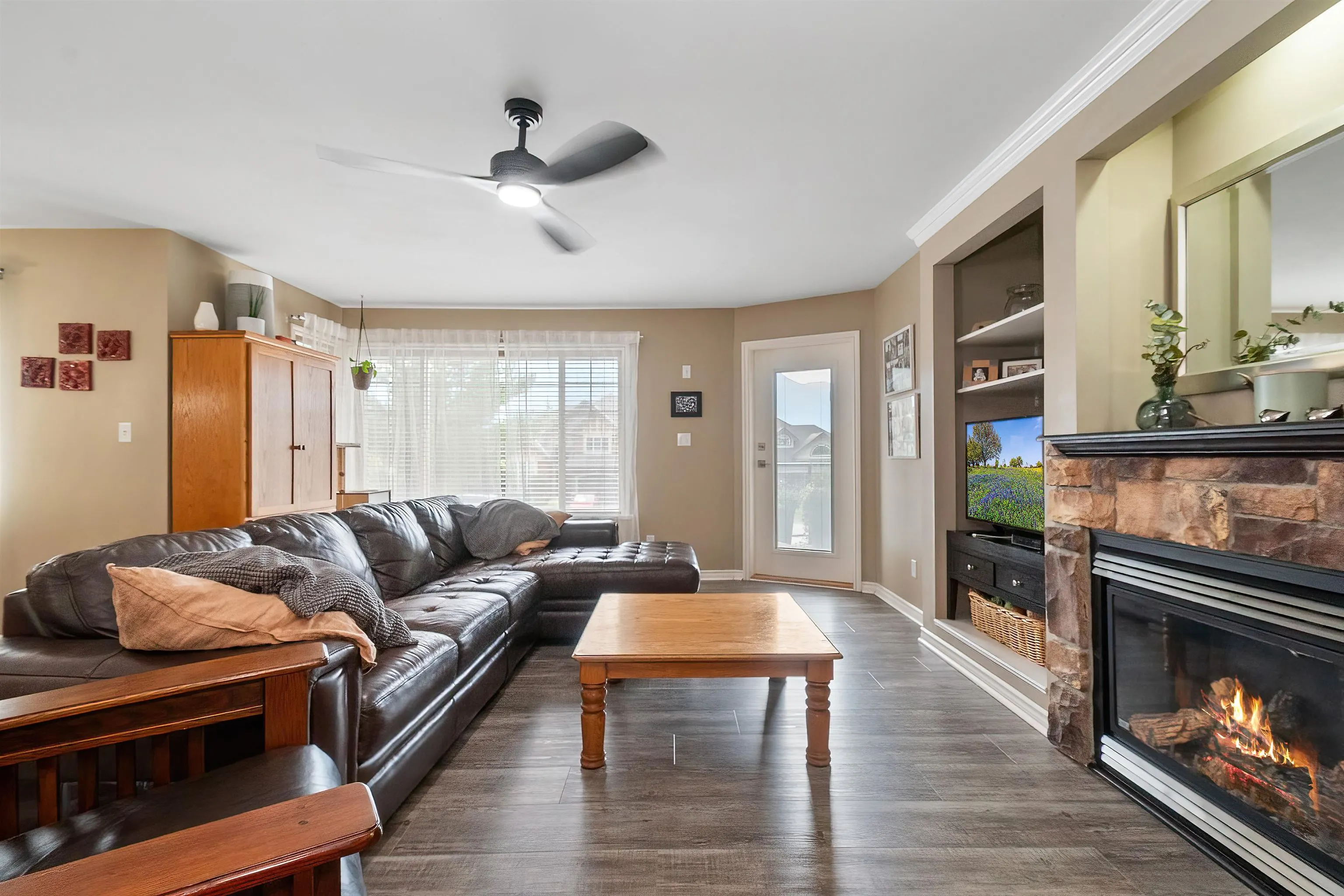 45995 Bridle Ridge Crescent