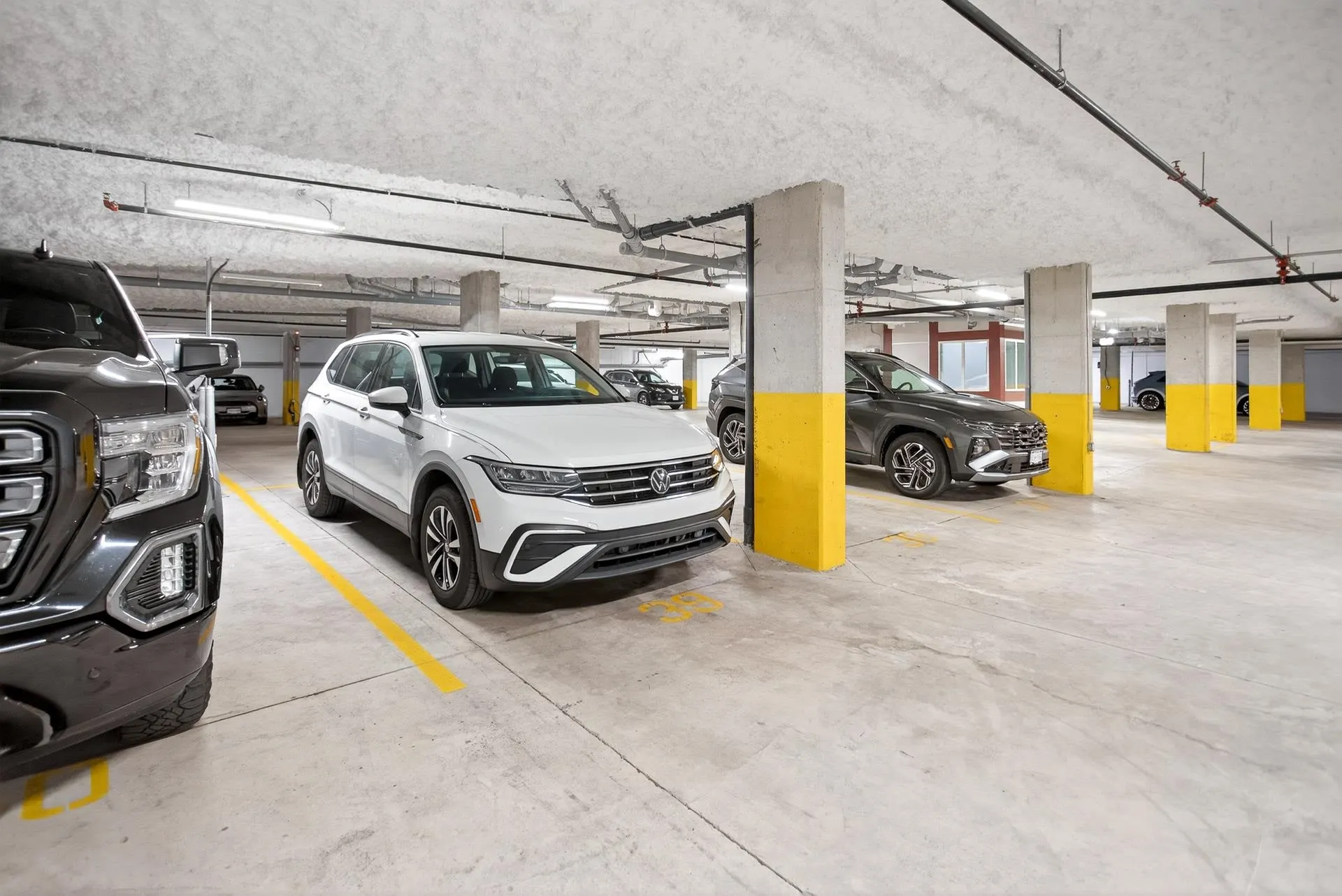 308 2389 Hawthorne Avenue