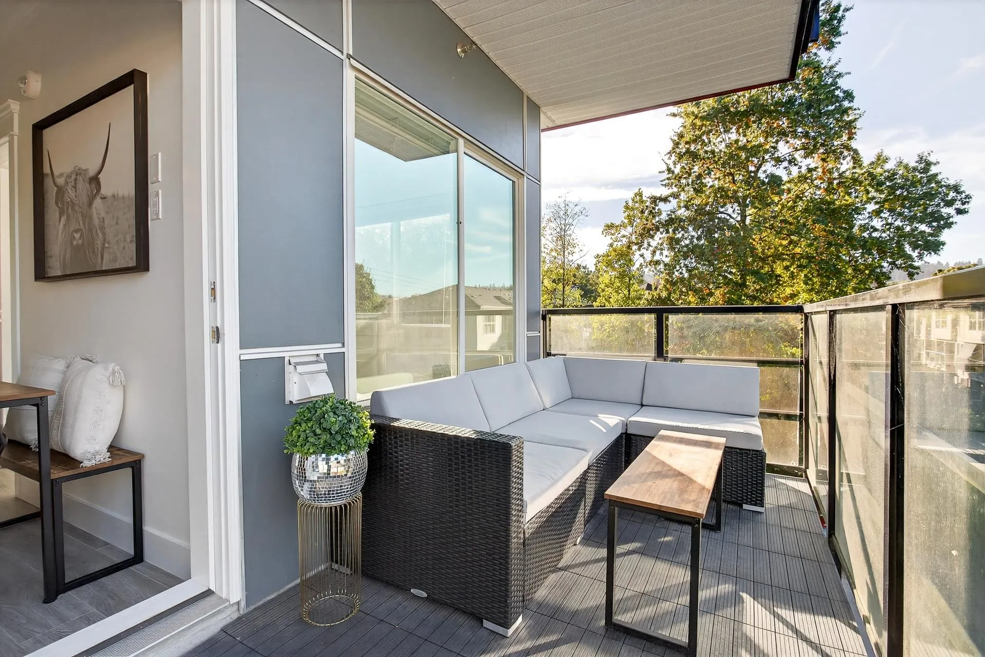 308 2389 Hawthorne Avenue