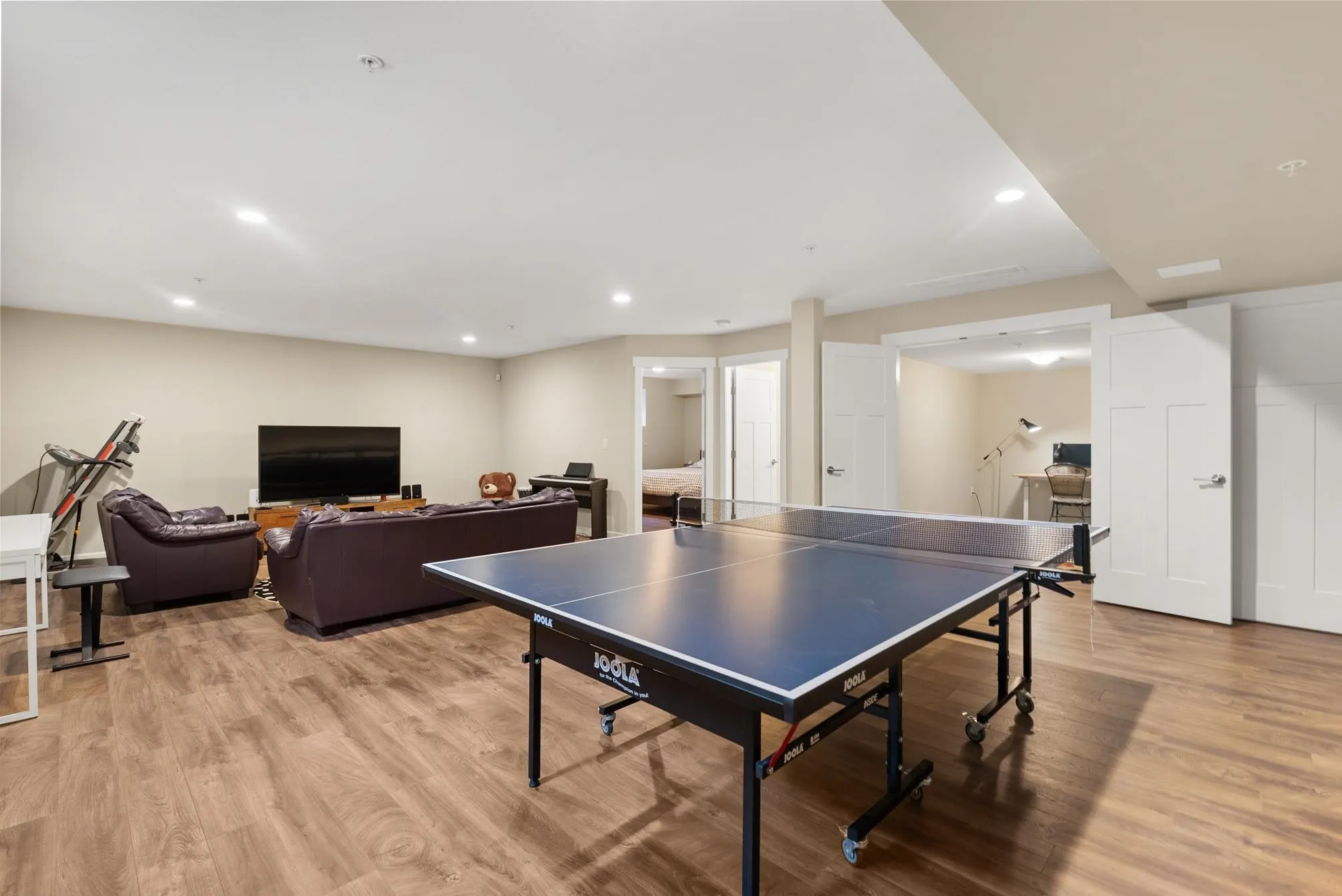20 7059 210 Street
