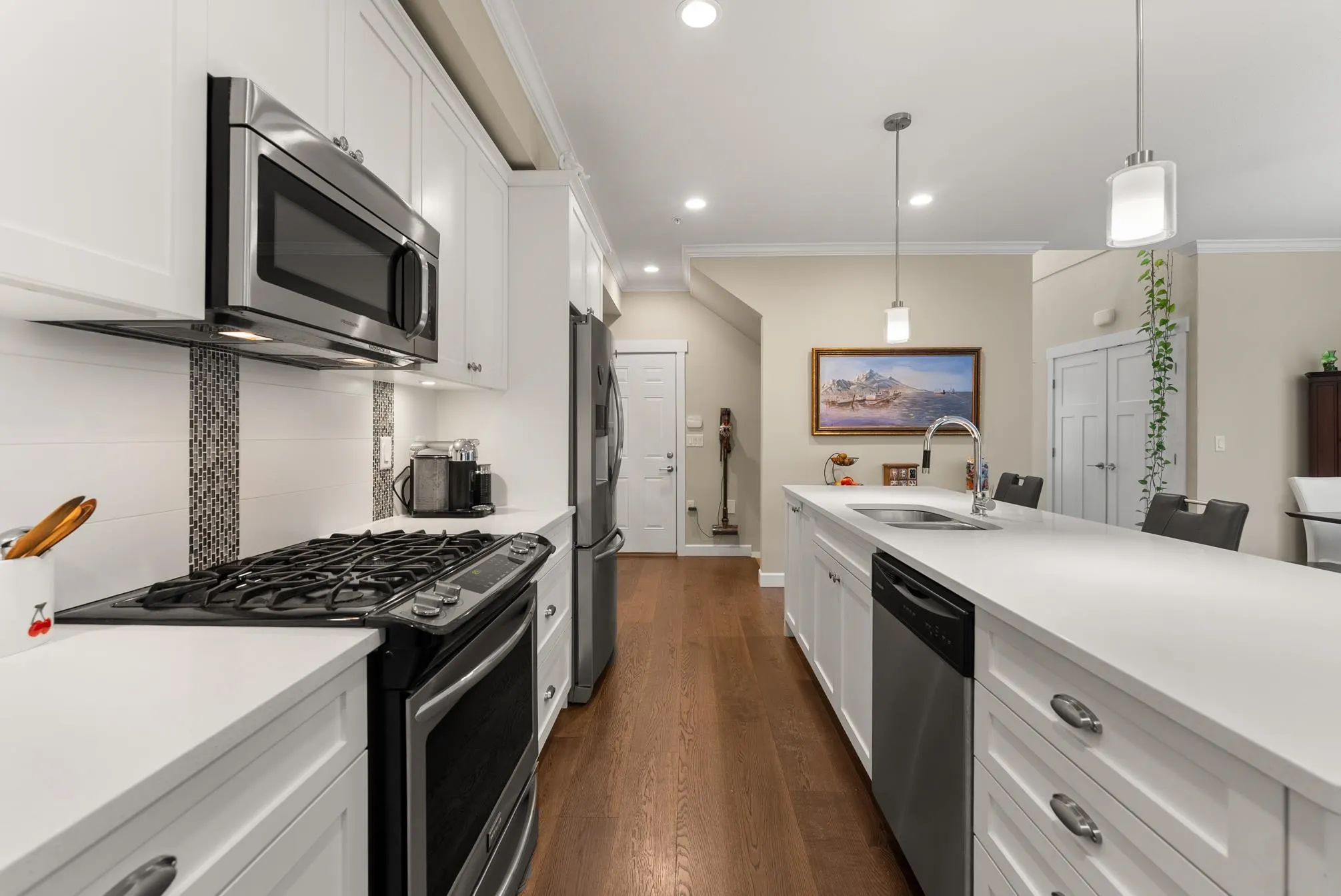 20 7059 210 Street