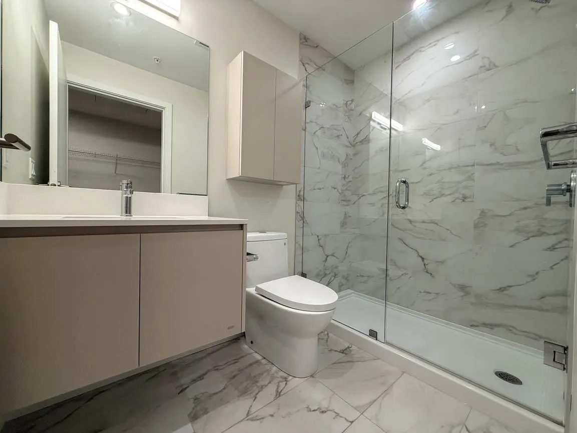 G34 2070 E 20th Avenue