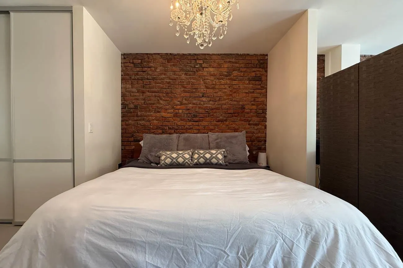 202 1230 Hamilton Street