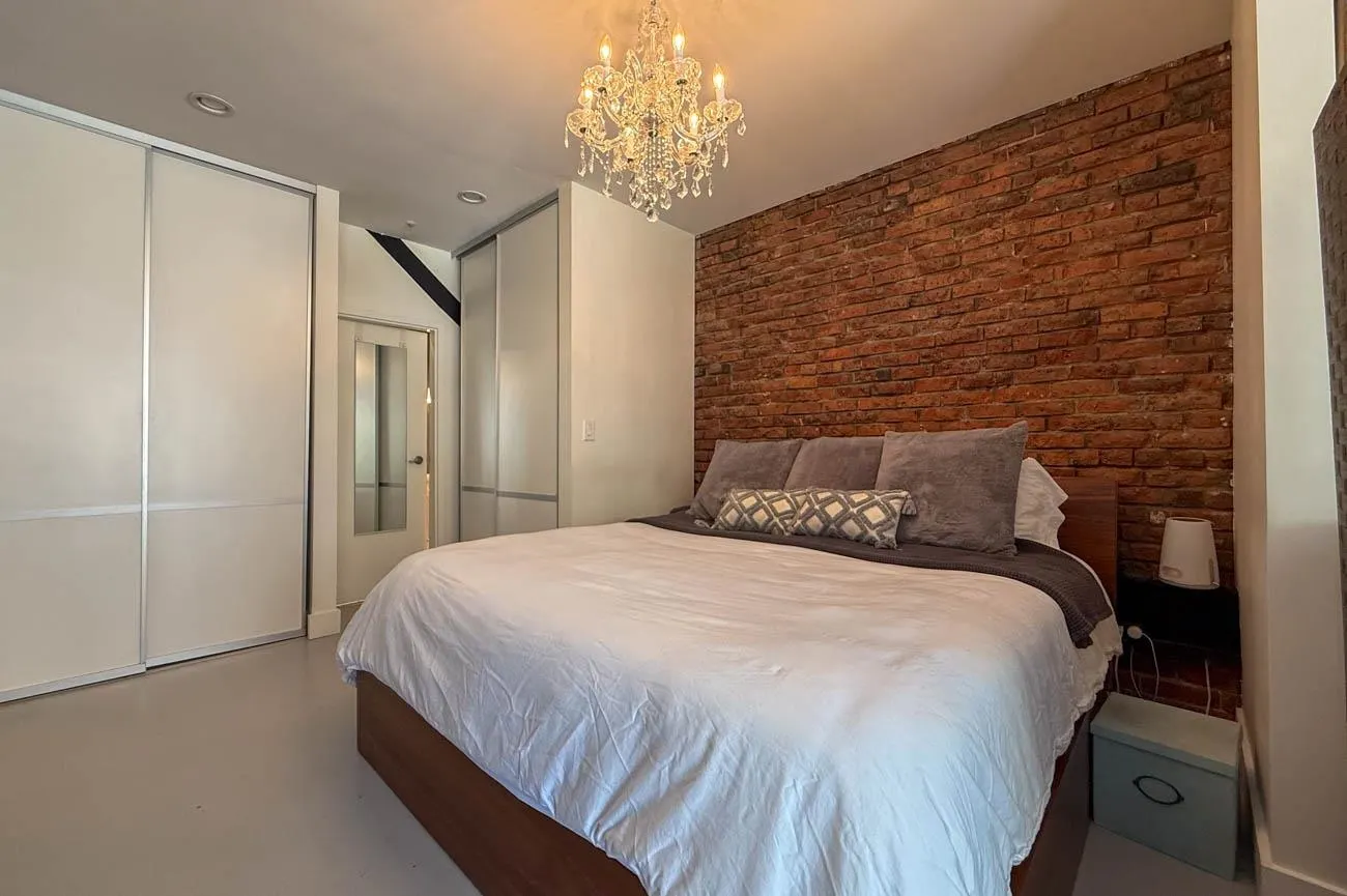 202 1230 Hamilton Street