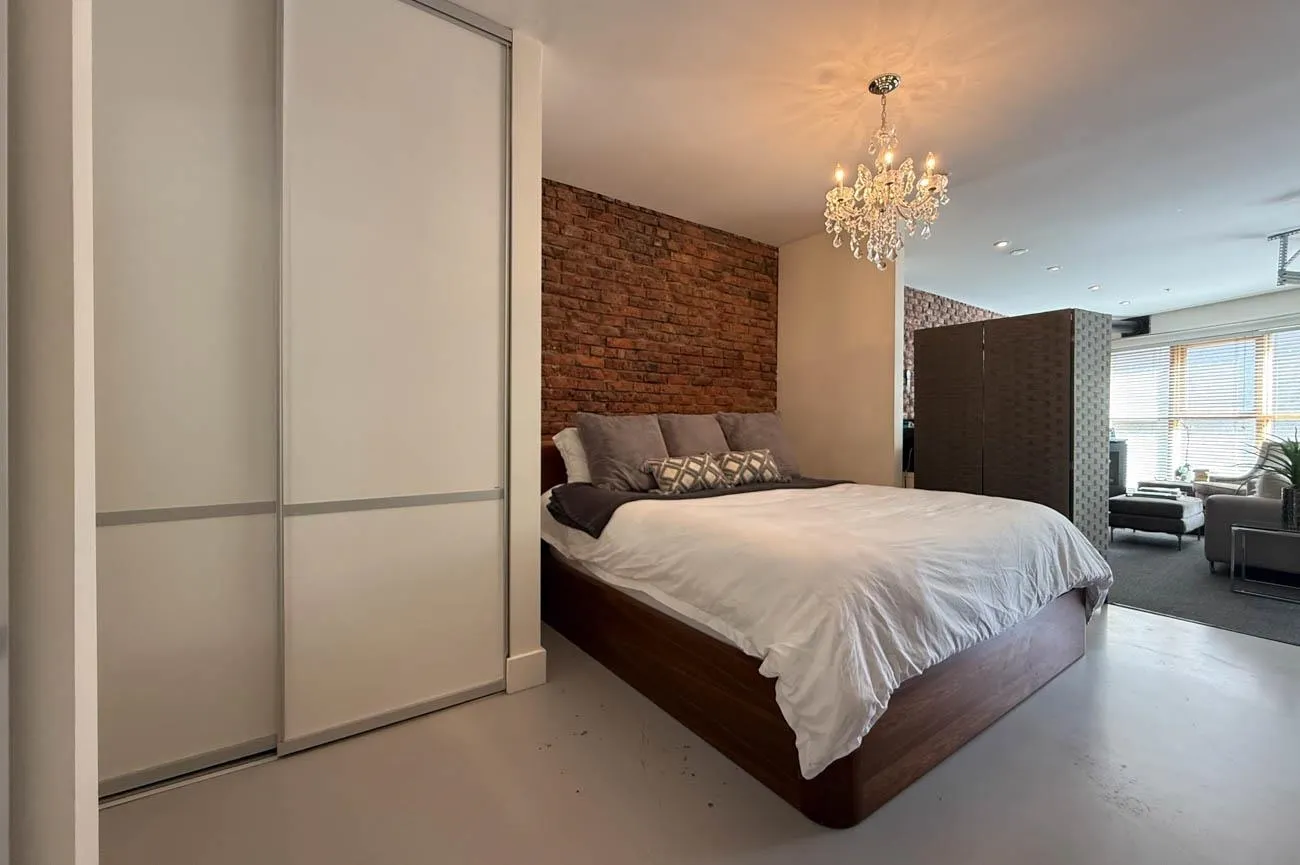 202 1230 Hamilton Street