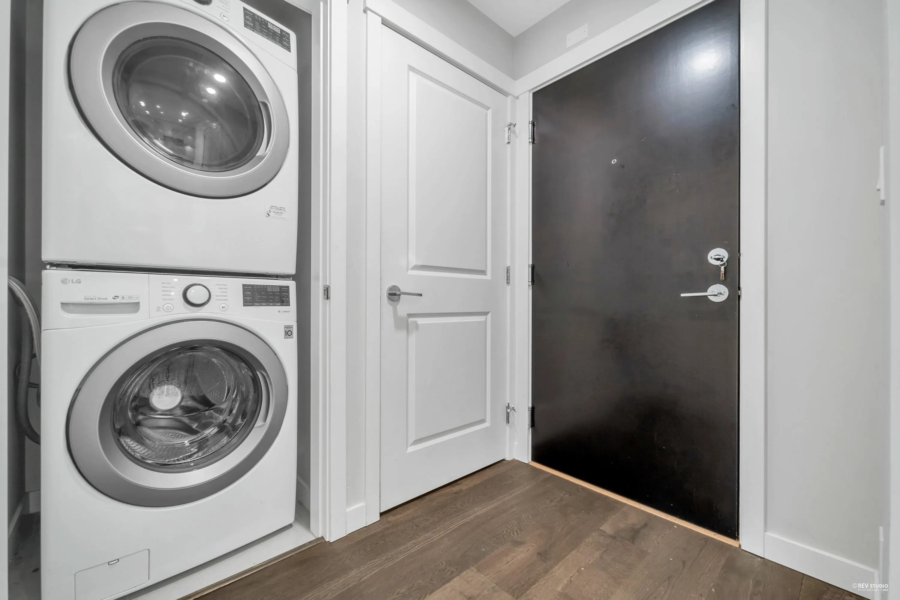 204 3487 Binning Road