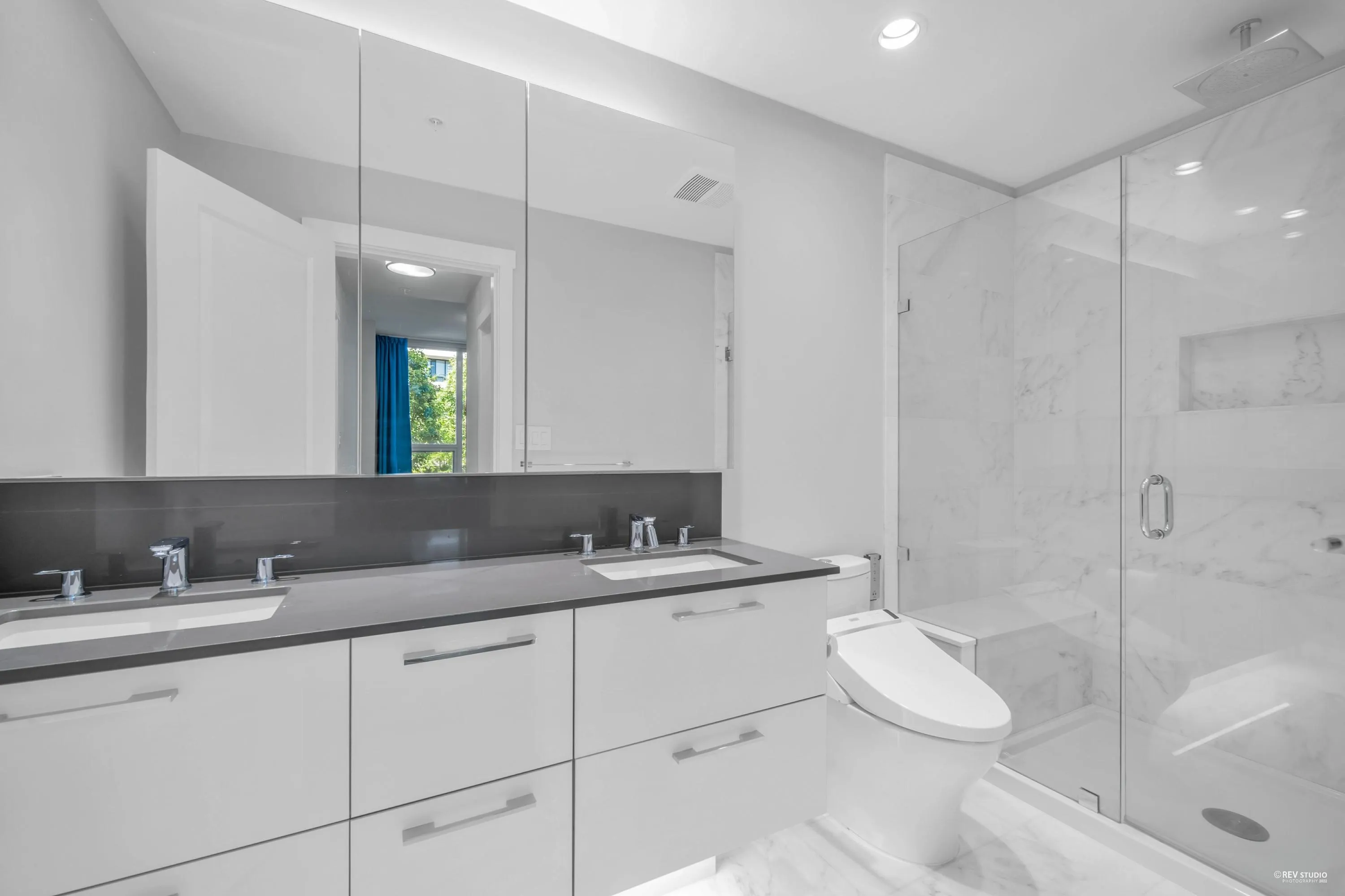 204 3487 Binning Road