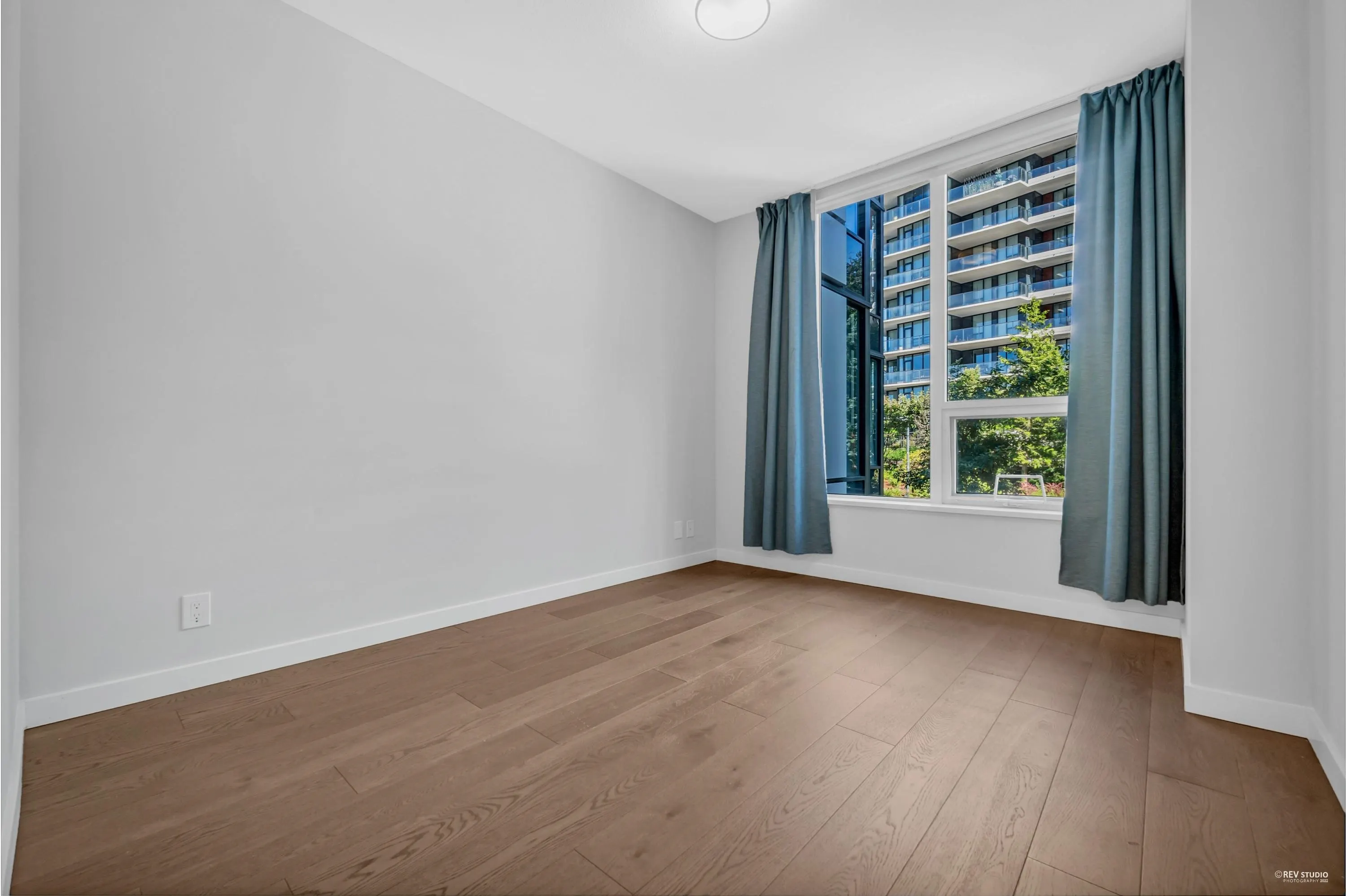 204 3487 Binning Road