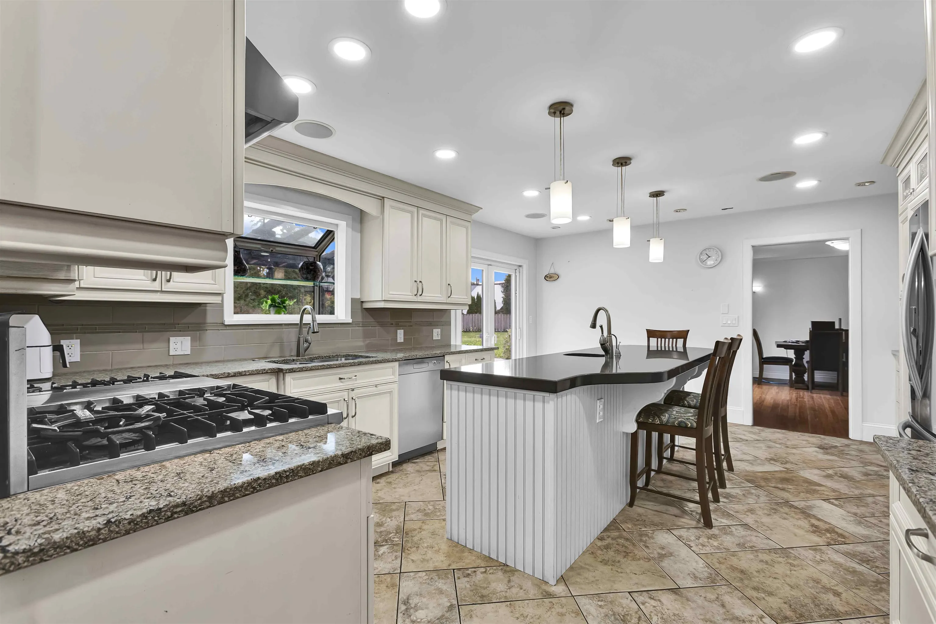 4655 Saddlehorn Crescent