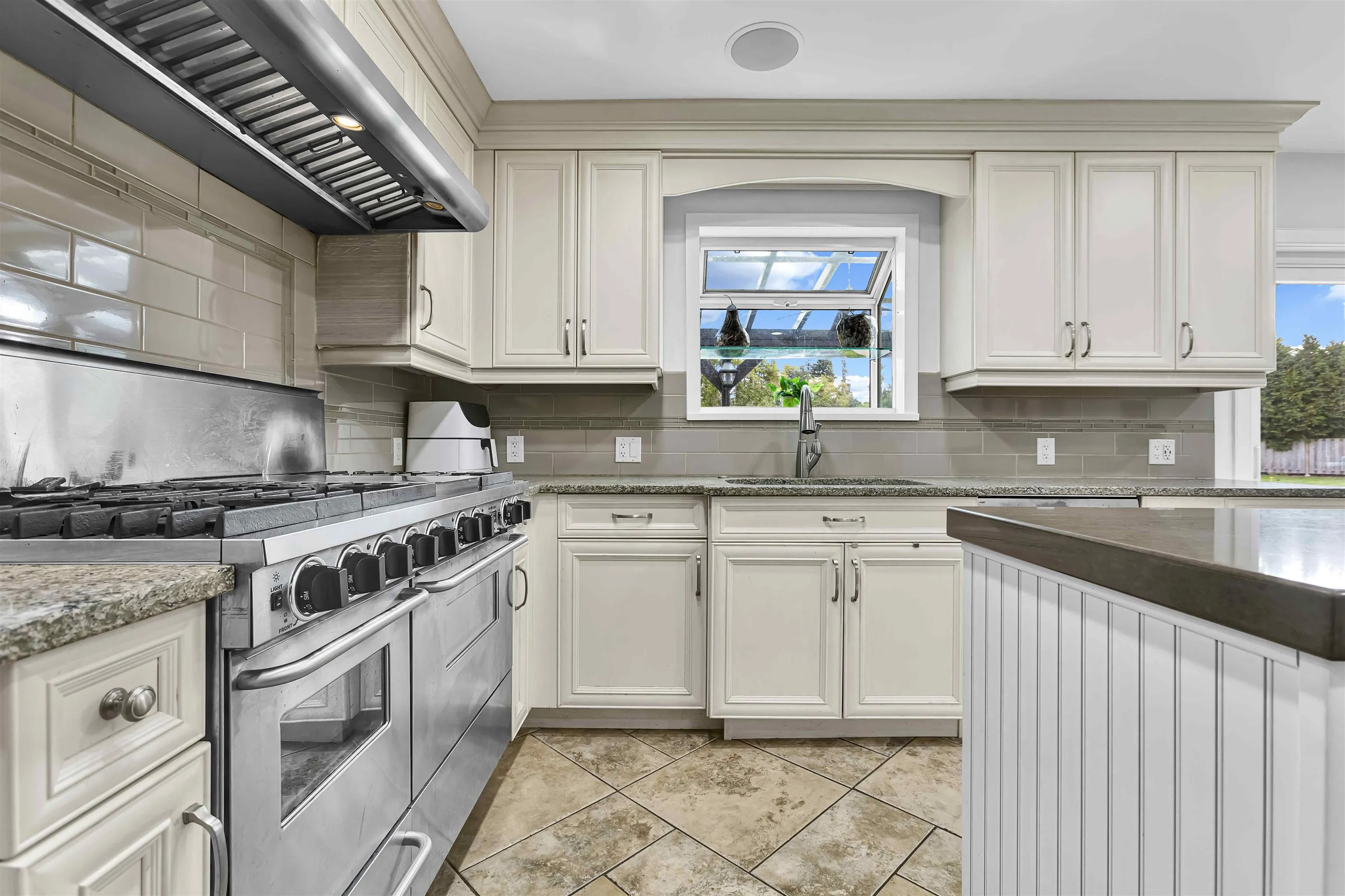 4655 Saddlehorn Crescent