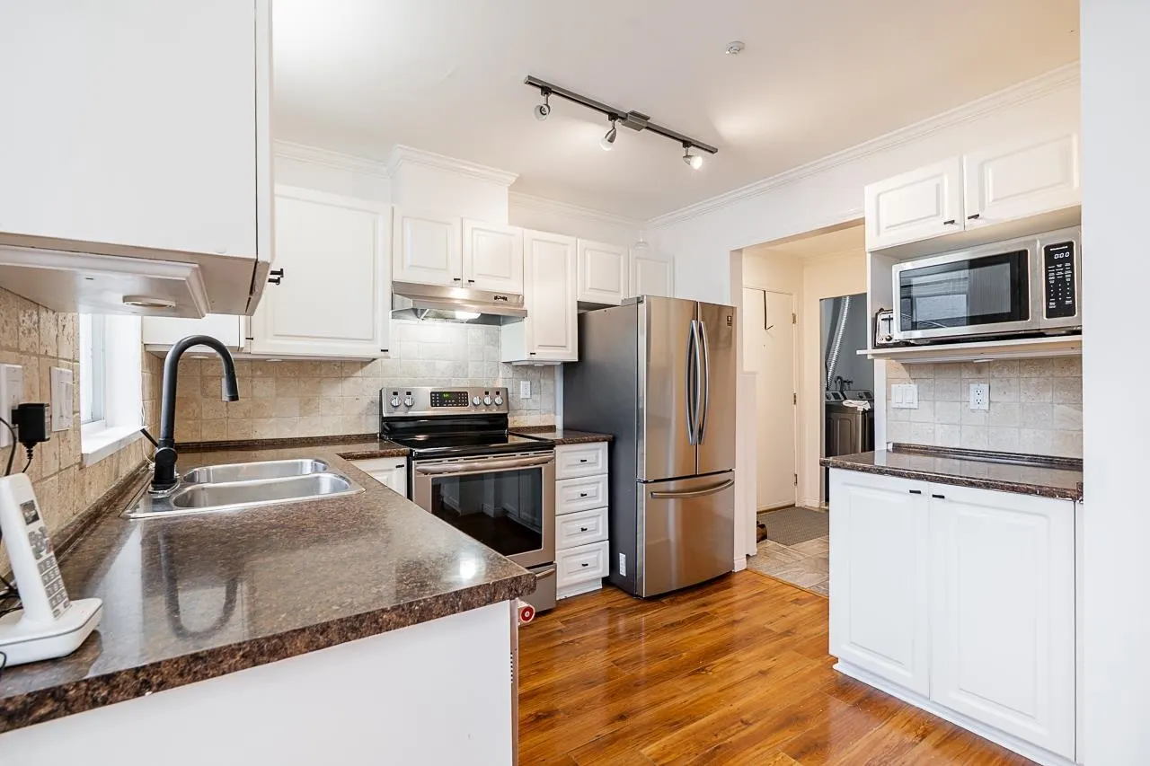 403 5646 200 Street