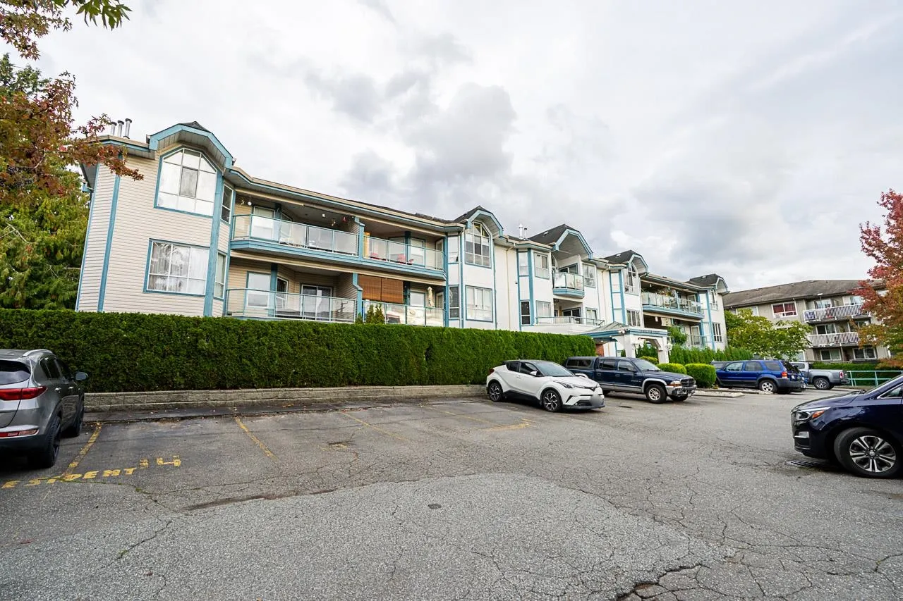 403 5646 200 Street