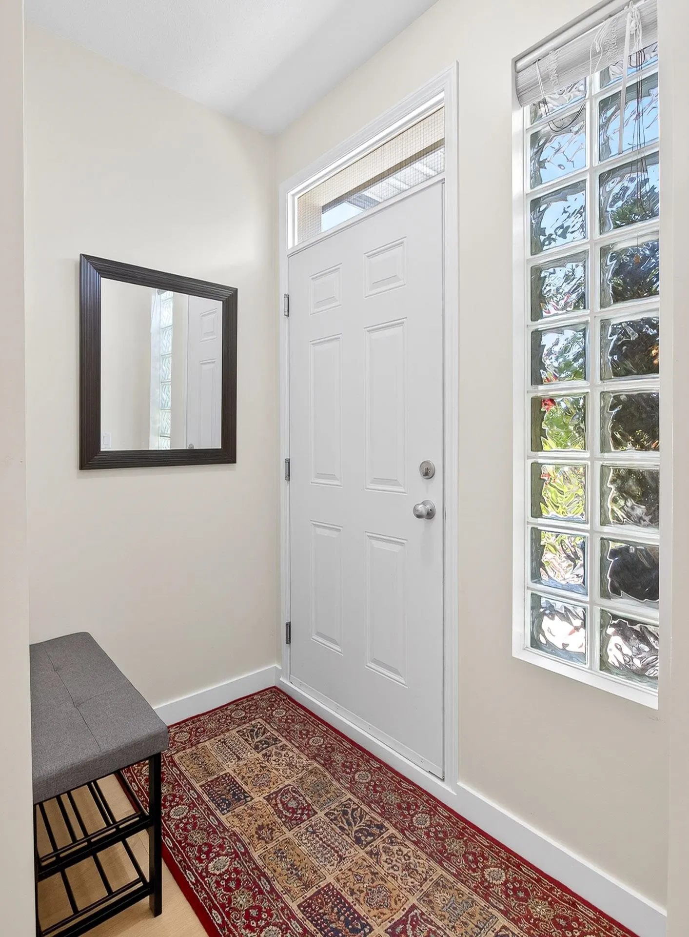 201 815 First Street