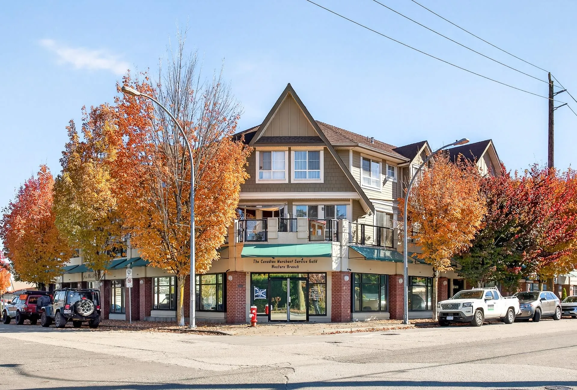 201 815 First Street