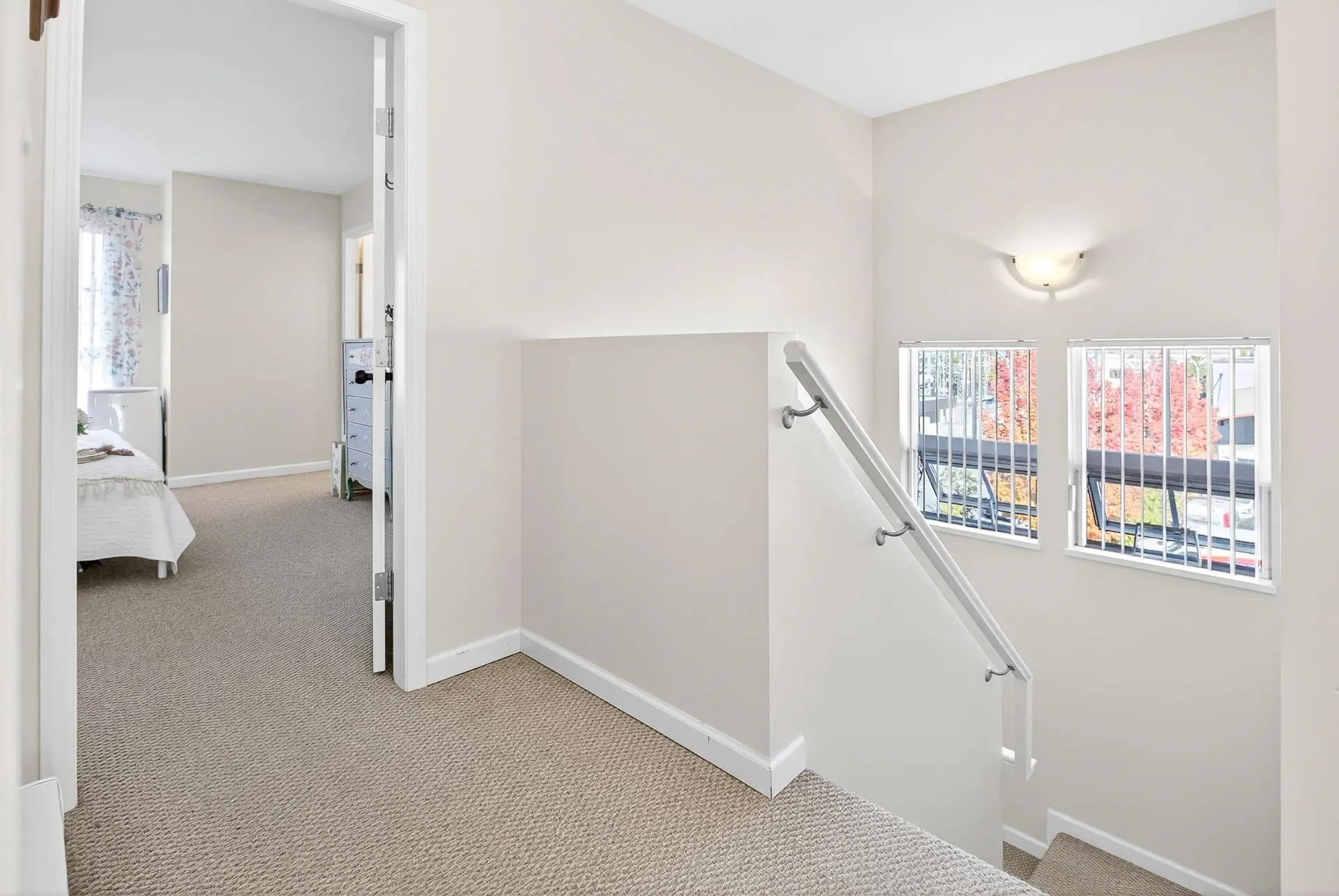 201 815 First Street