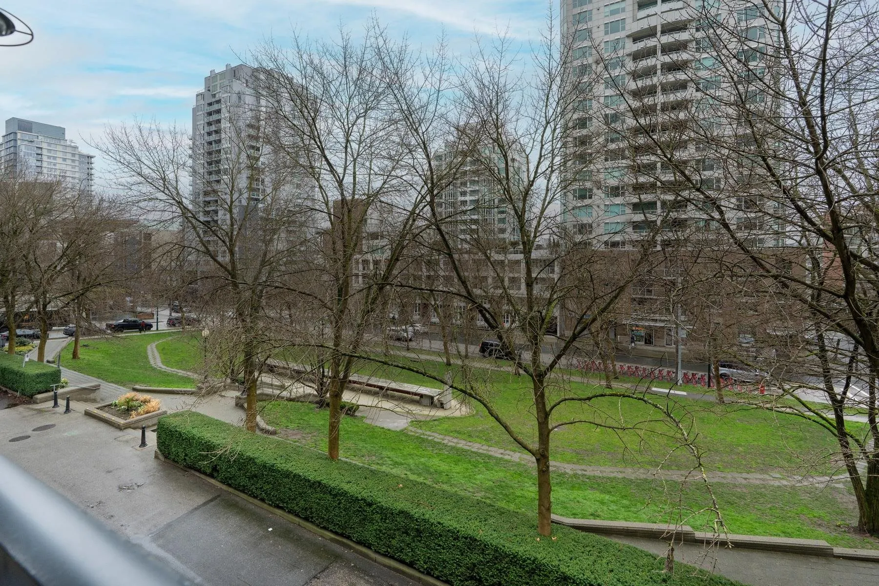 303 1488 Hornby Street