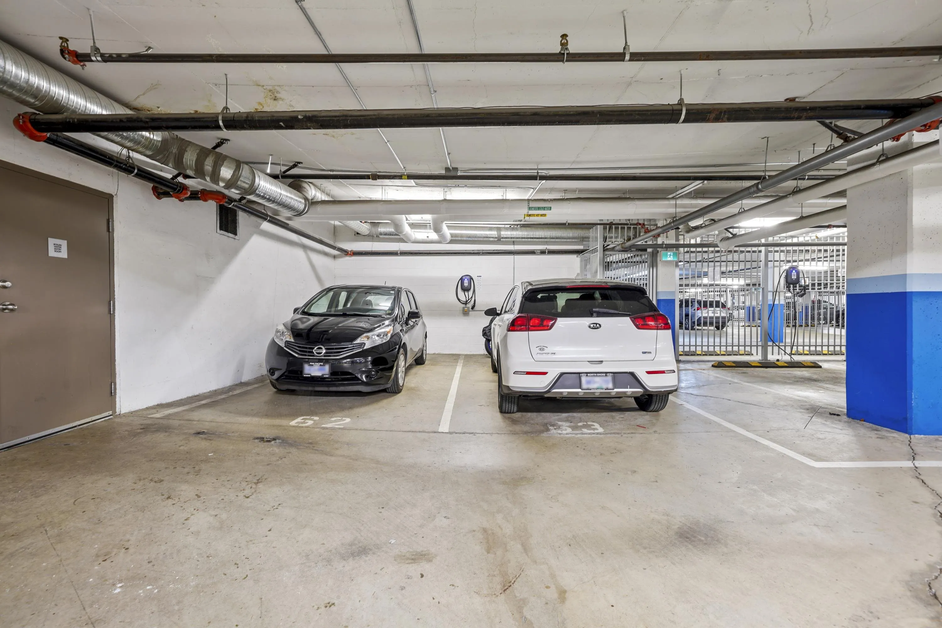 404 20 E Royal Avenue