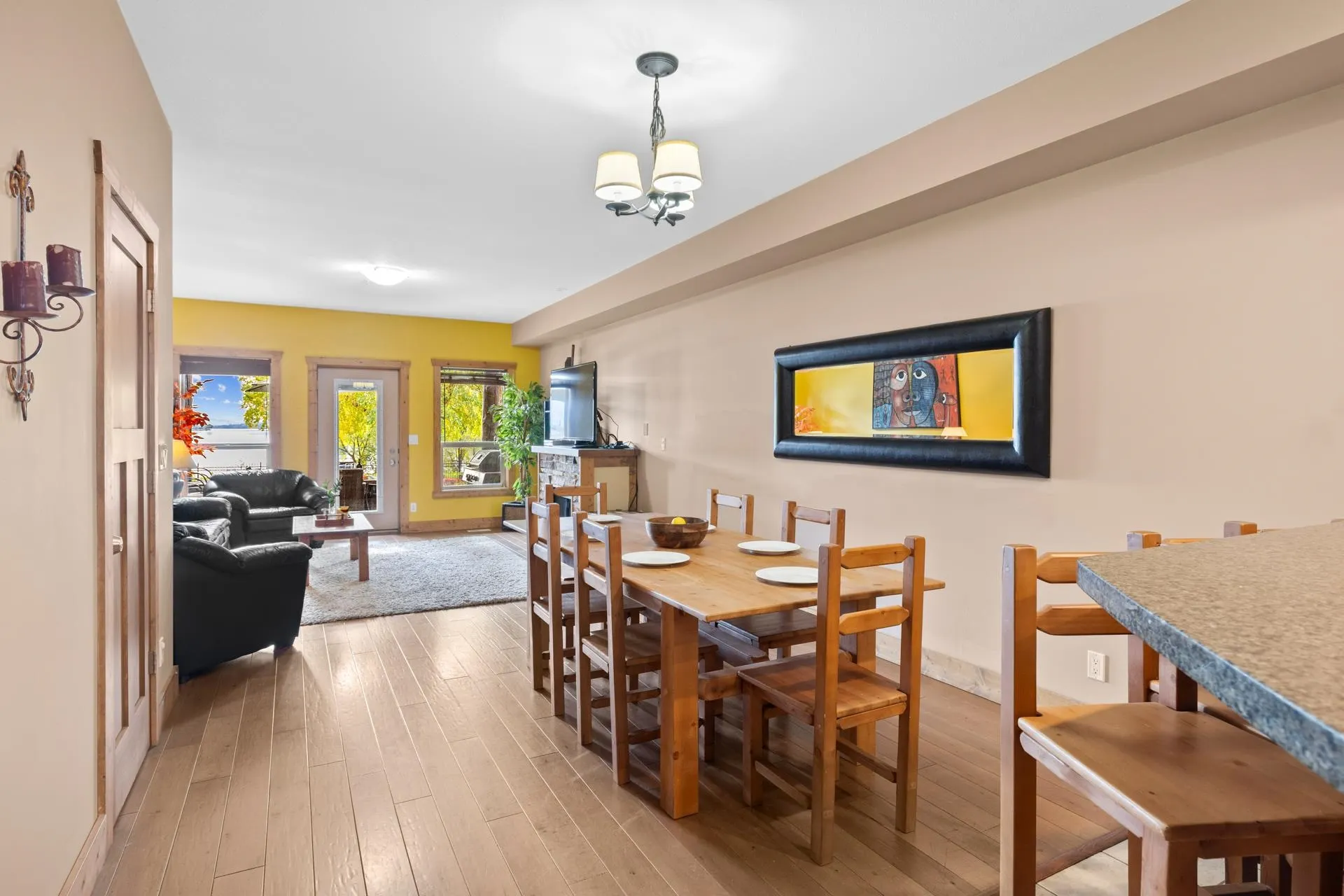 104 5401 Lakeshore Drive
