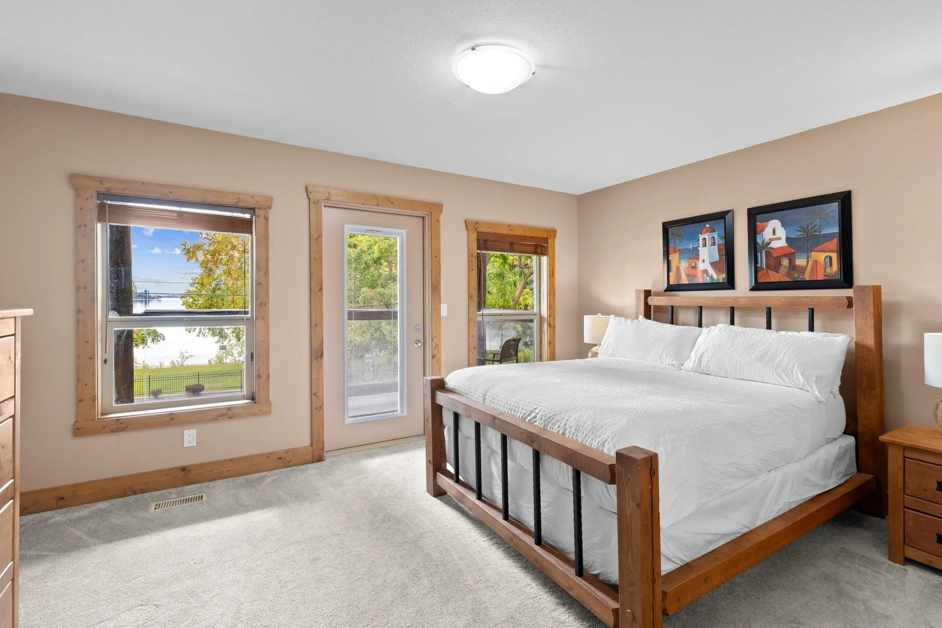 104 5401 Lakeshore Drive