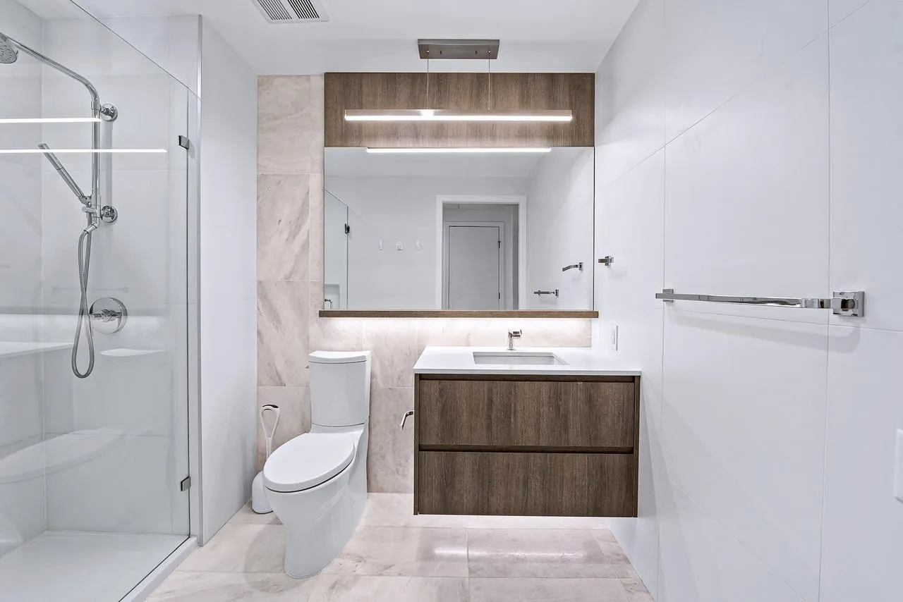 2309 6511 Sussex Avenue