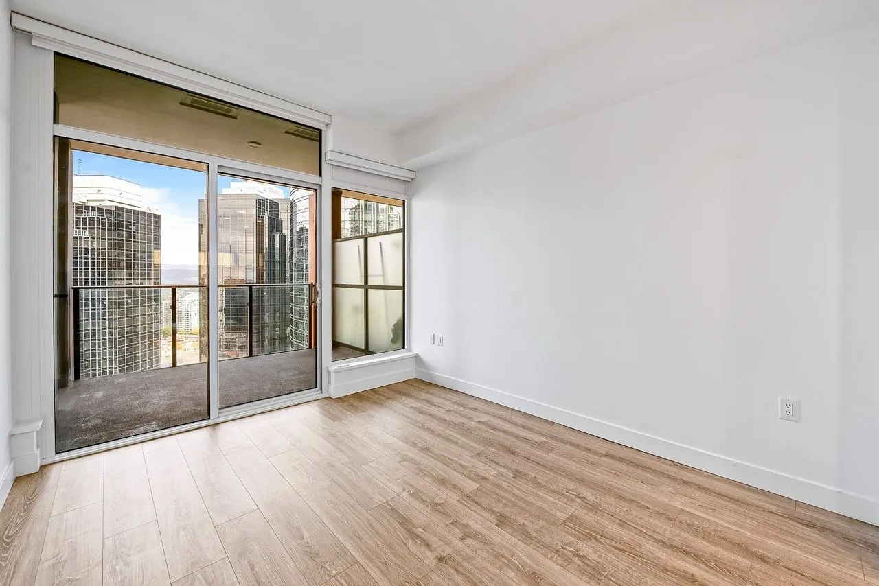 2309 6511 Sussex Avenue