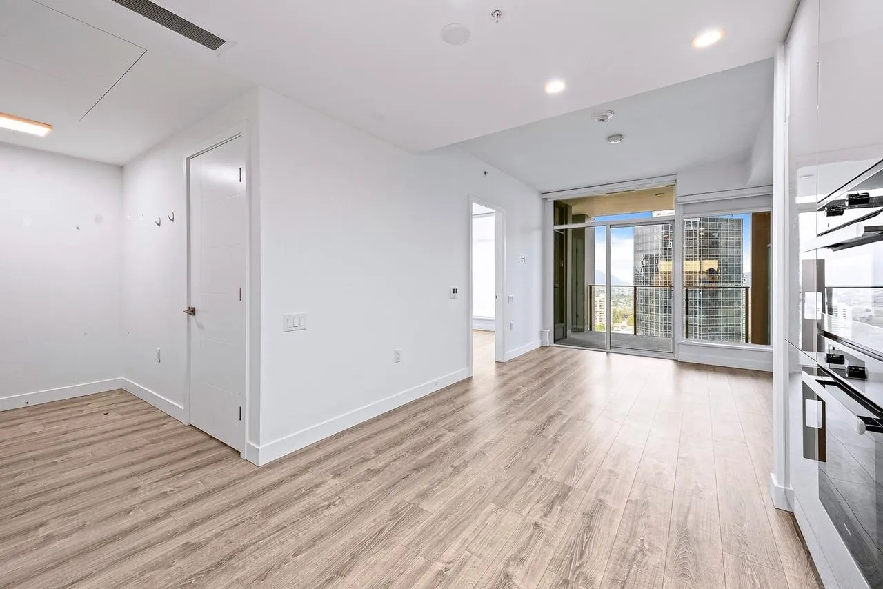 2309 6511 Sussex Avenue