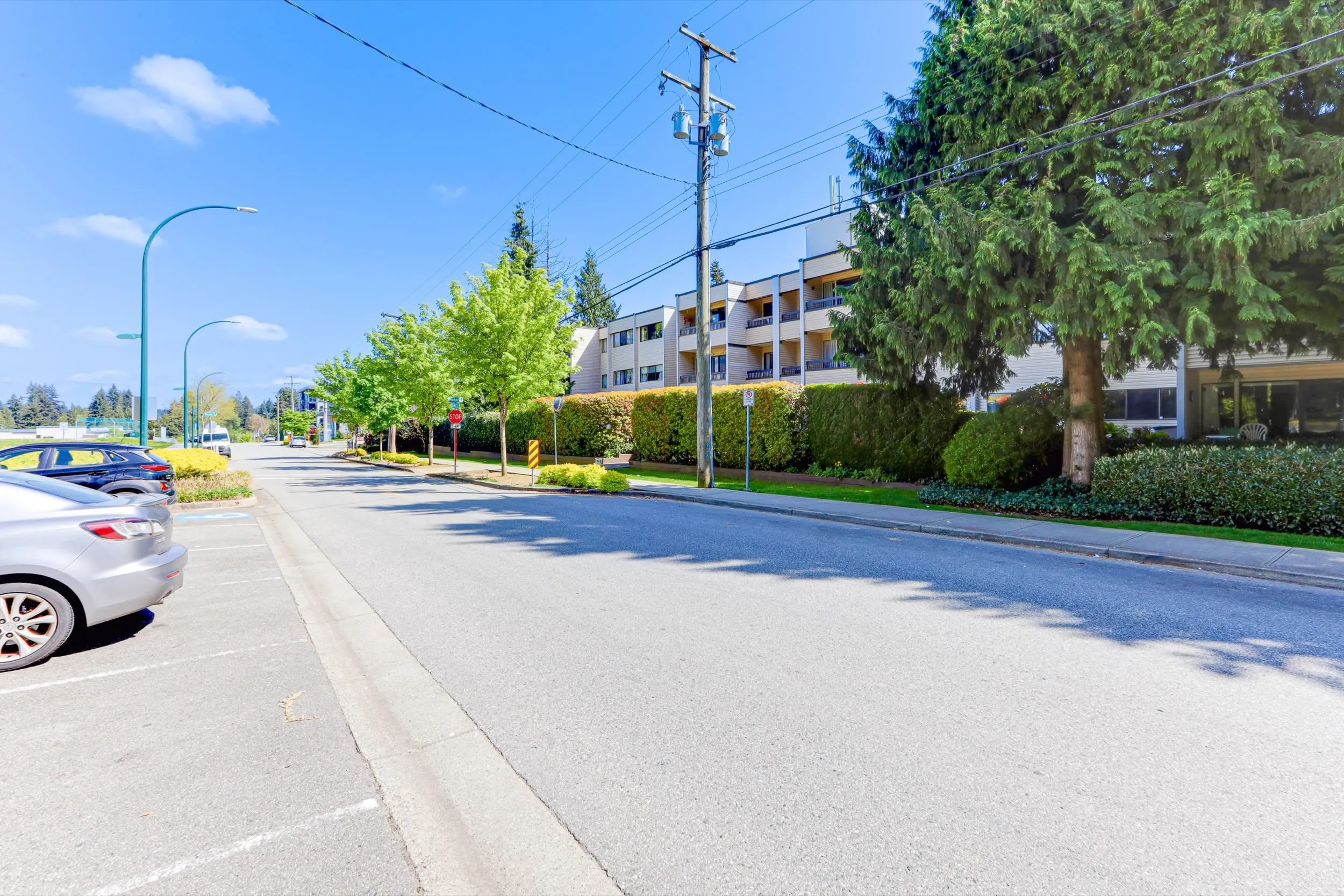 301 1048 King Albert Avenue