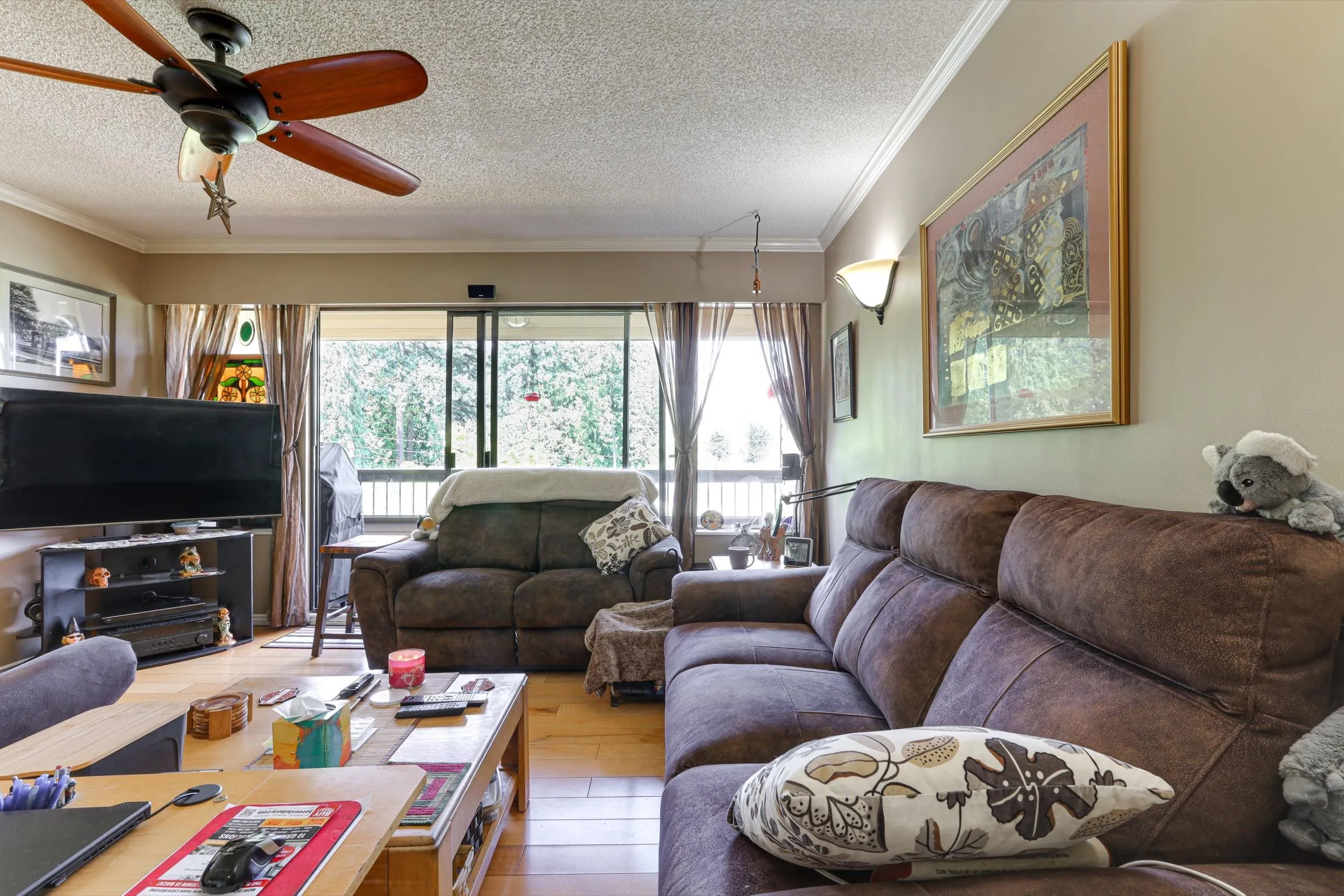 301 1048 King Albert Avenue