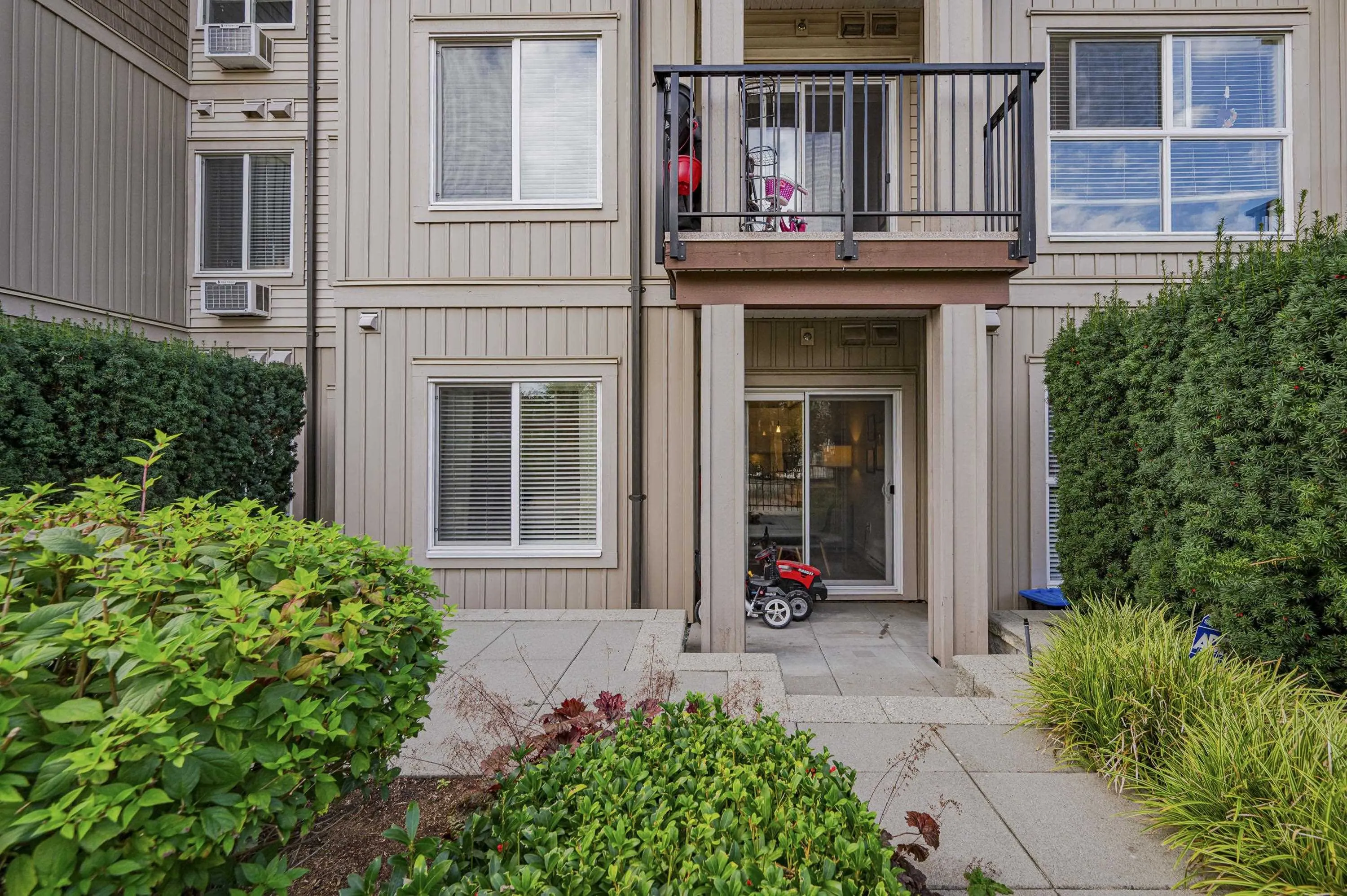 111 20175 53 Avenue