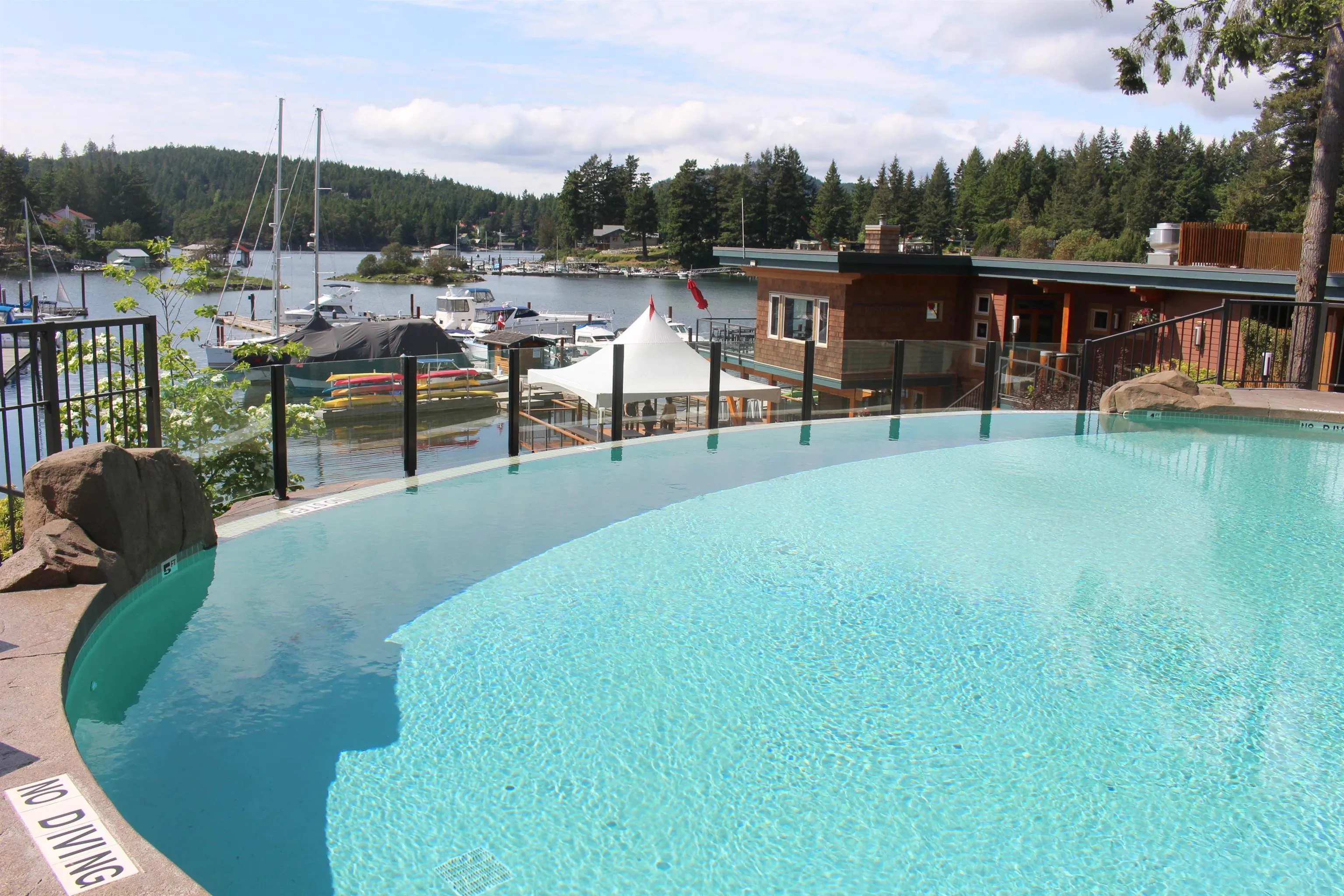 18D 12849 Lagoon Road