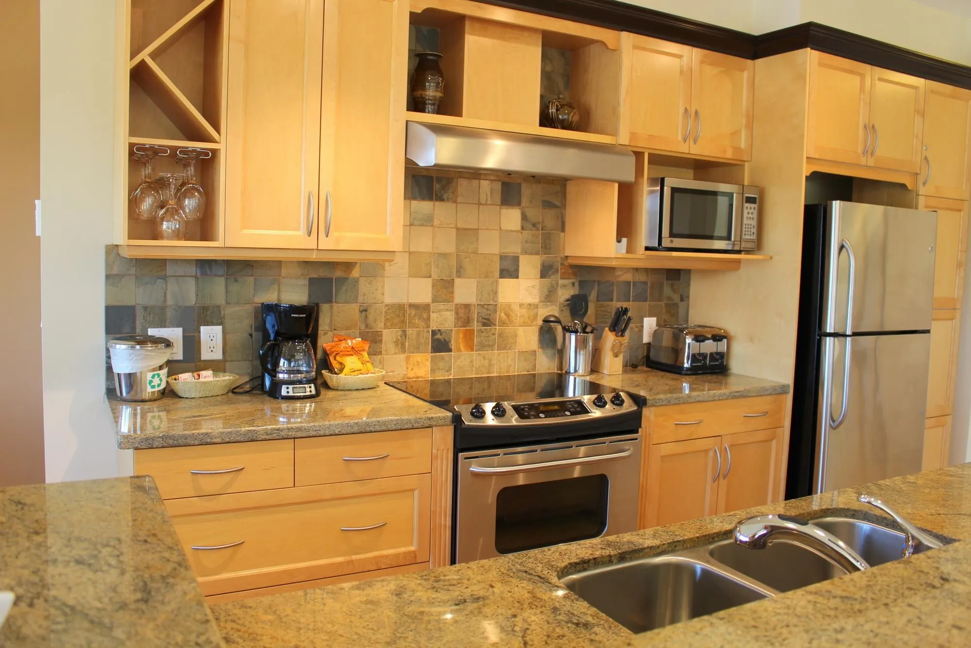 18D 12849 Lagoon Road