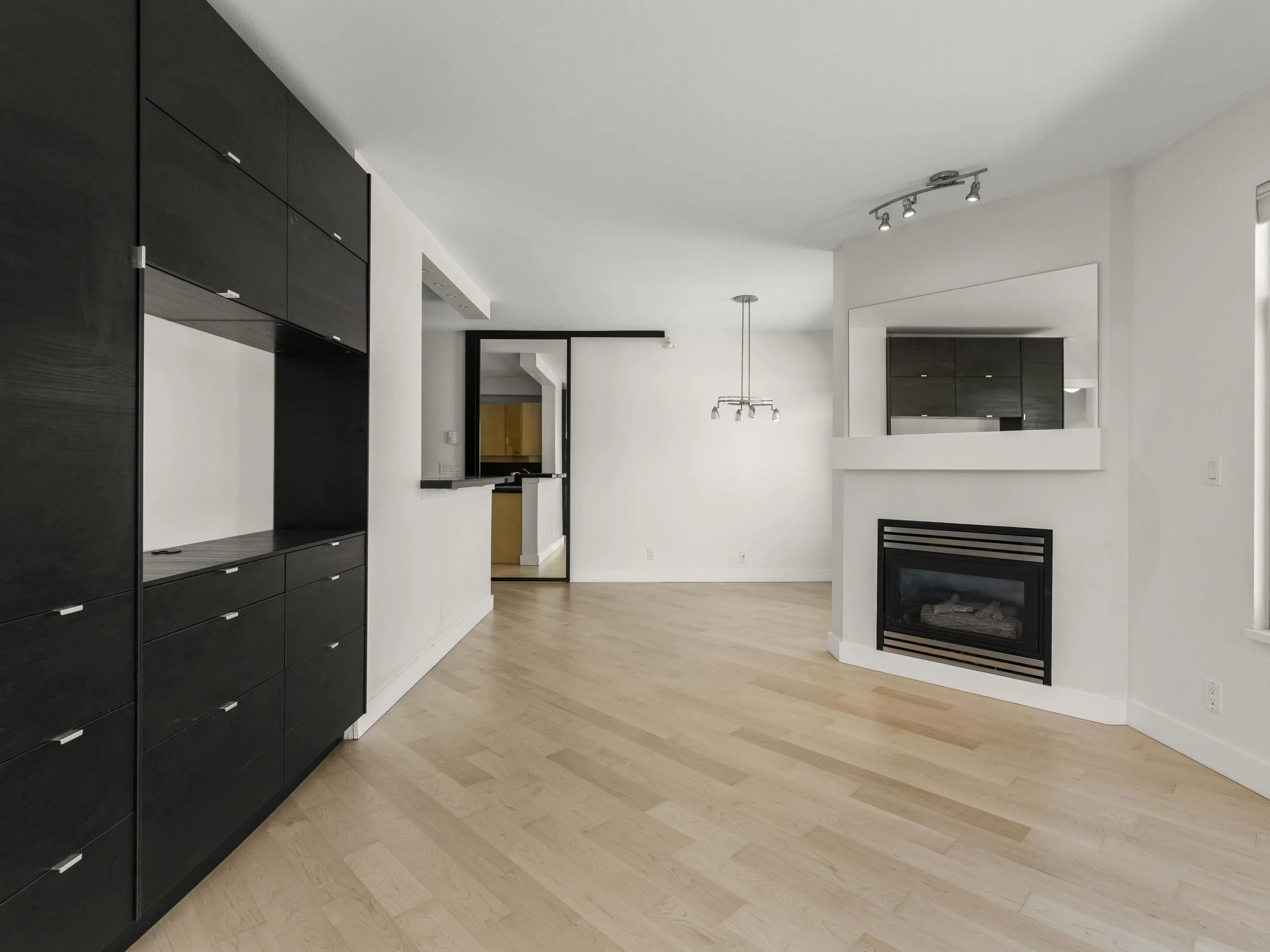 612 2228 Marstrand Avenue