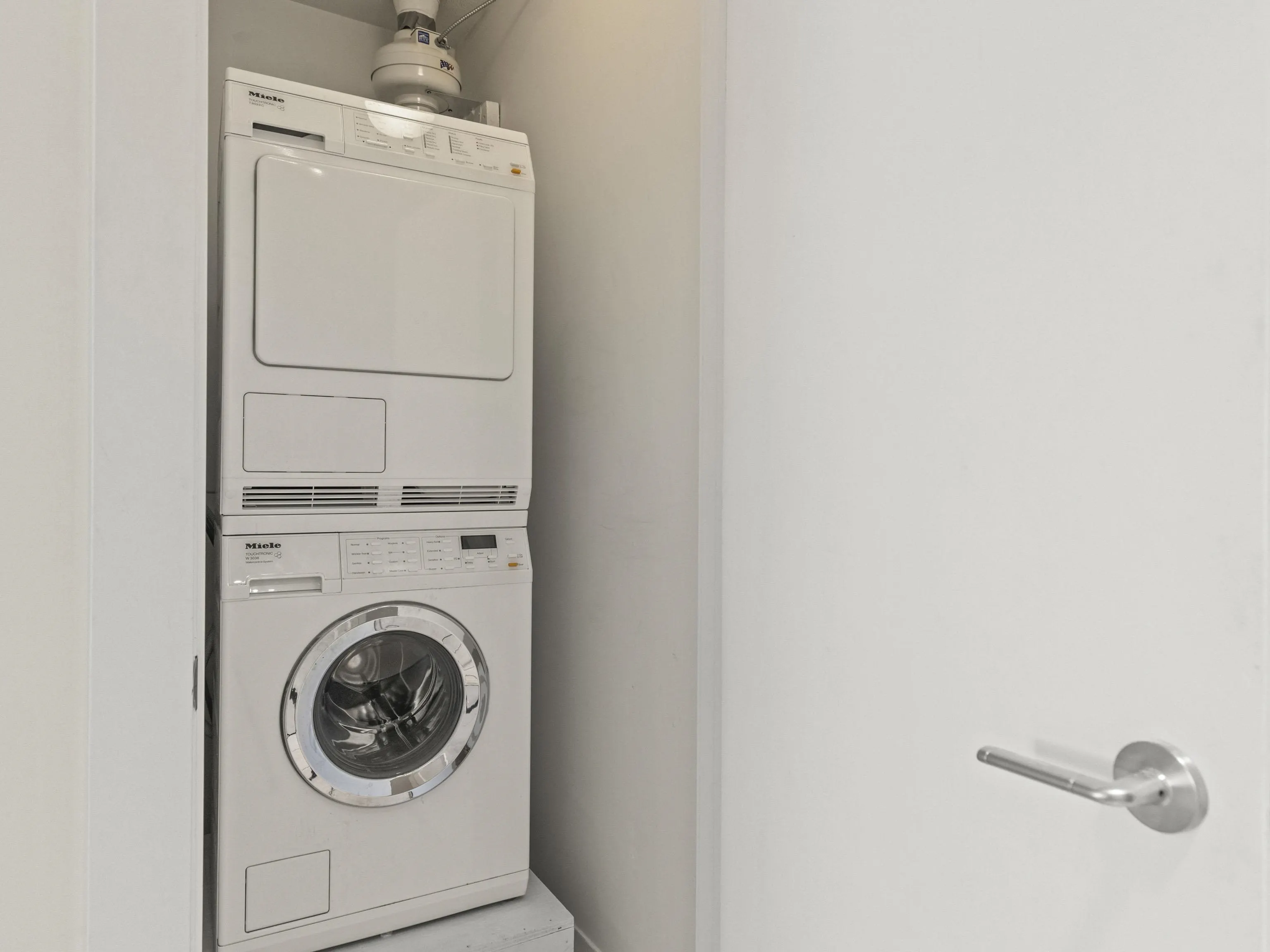 612 2228 Marstrand Avenue