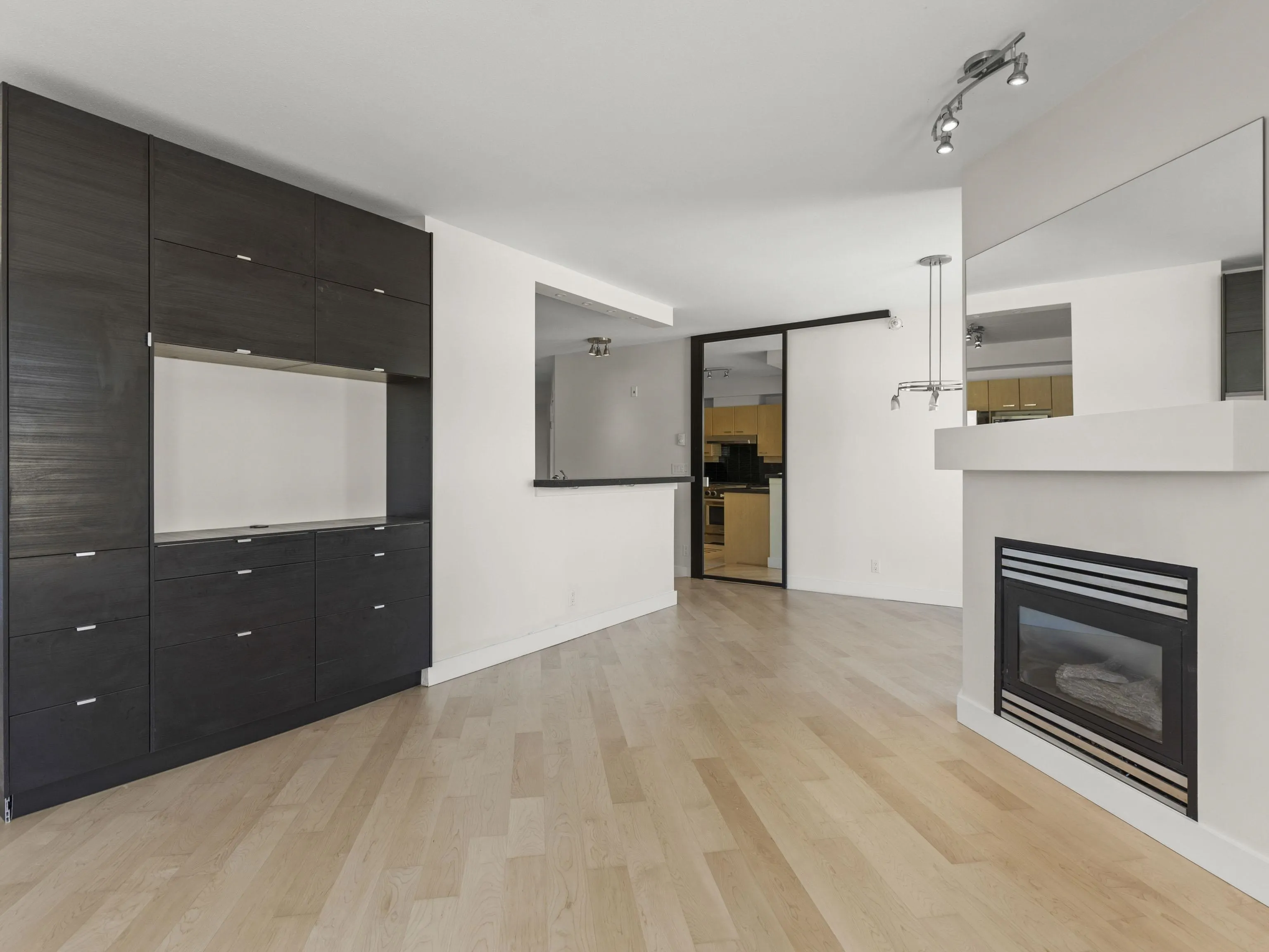 612 2228 Marstrand Avenue