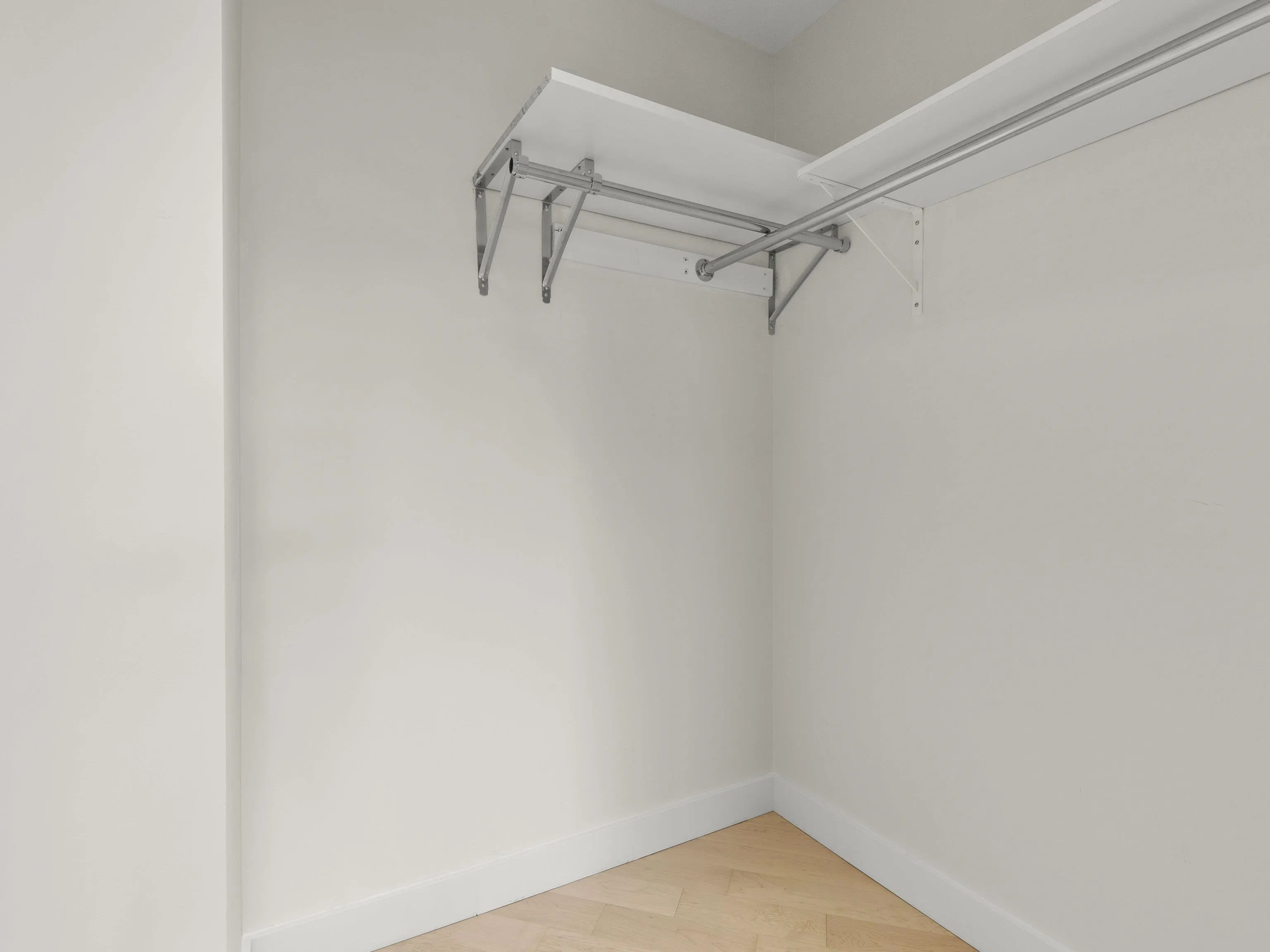 612 2228 Marstrand Avenue