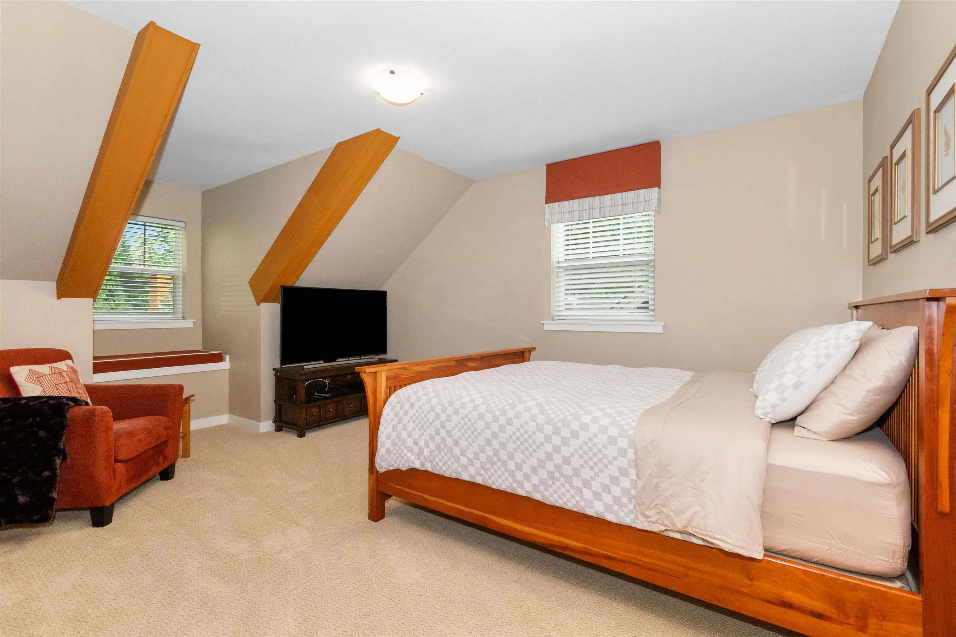1820 Ravenwood Trail
