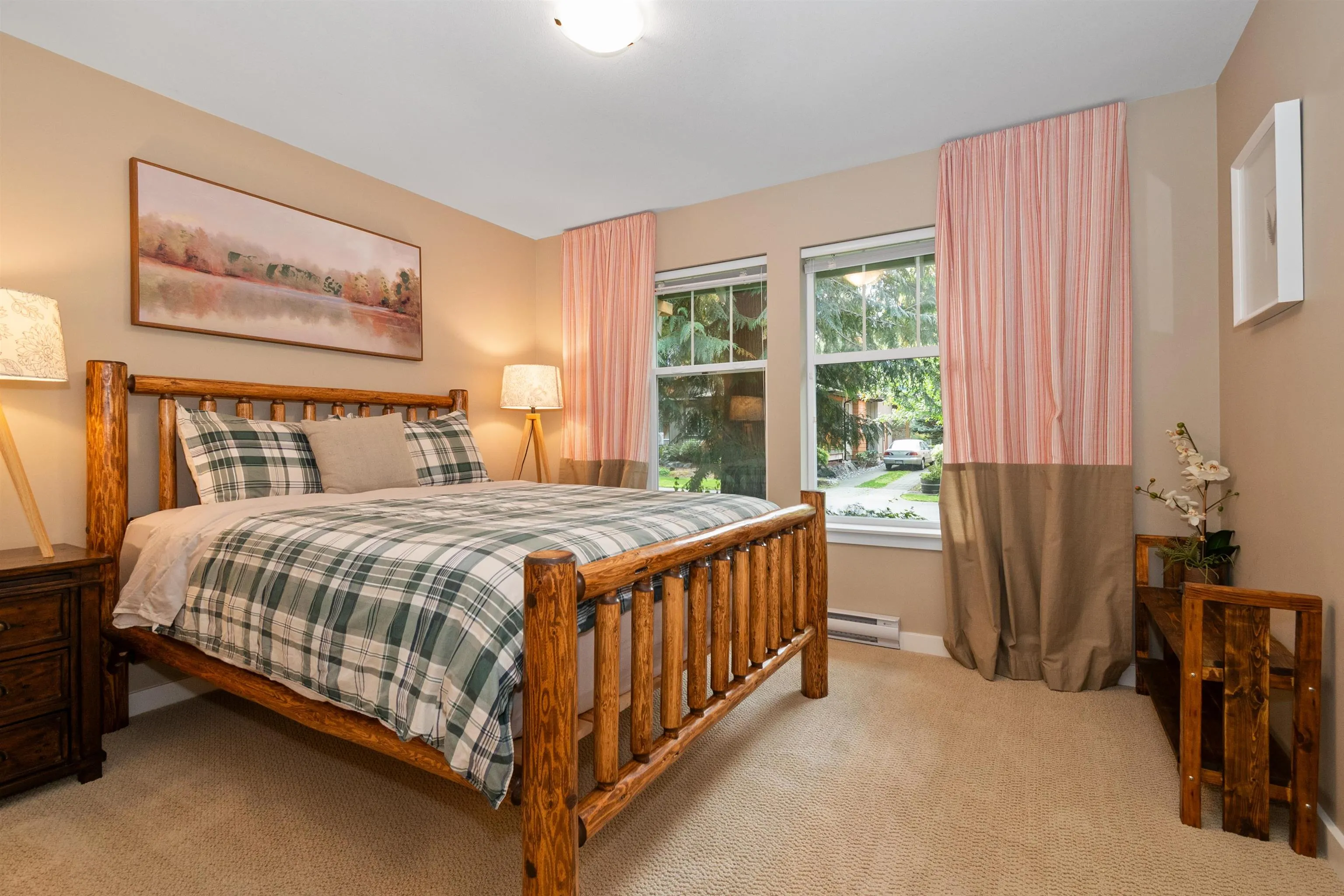 1820 Ravenwood Trail