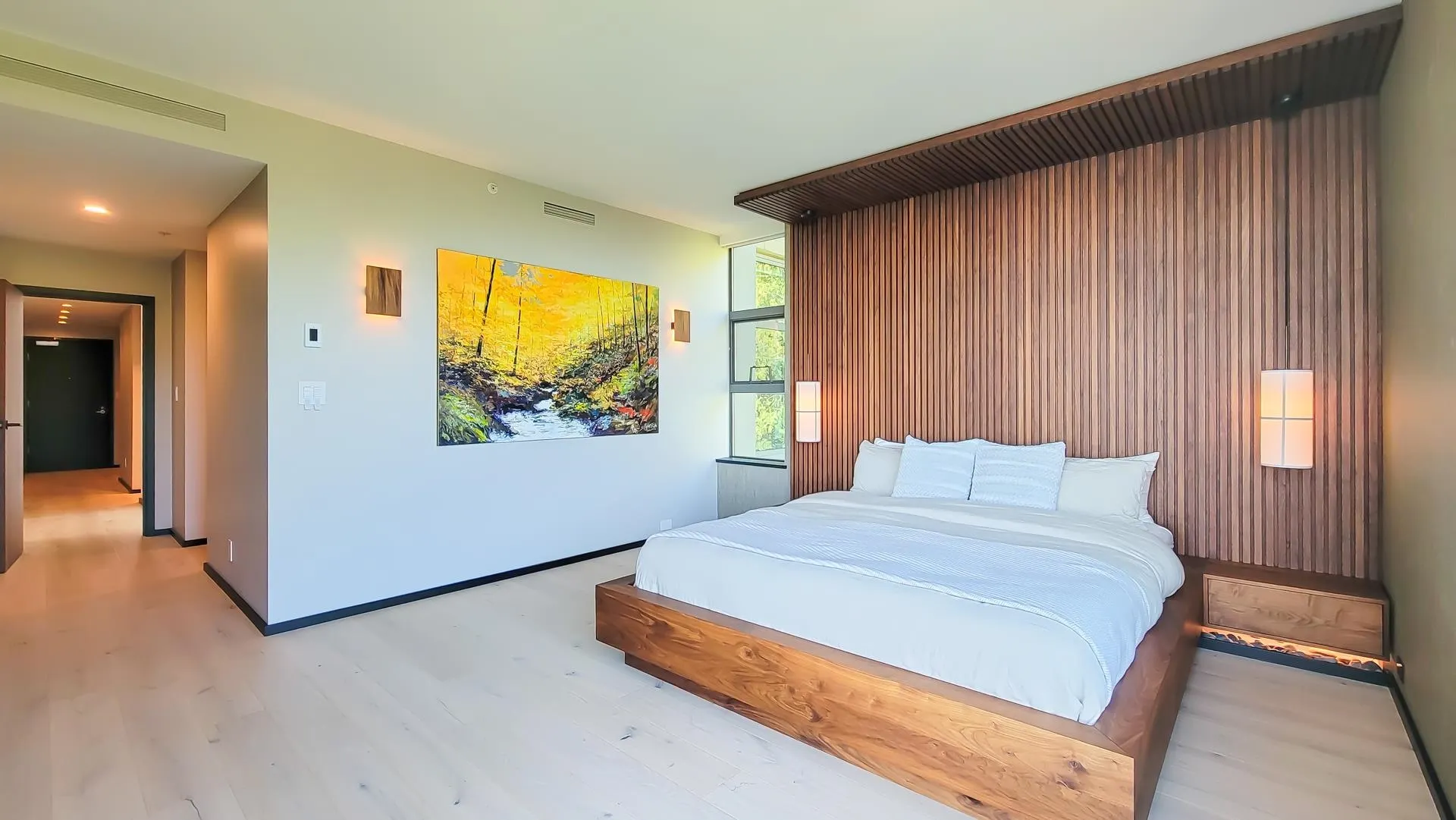 1201 3315 Cypress Place