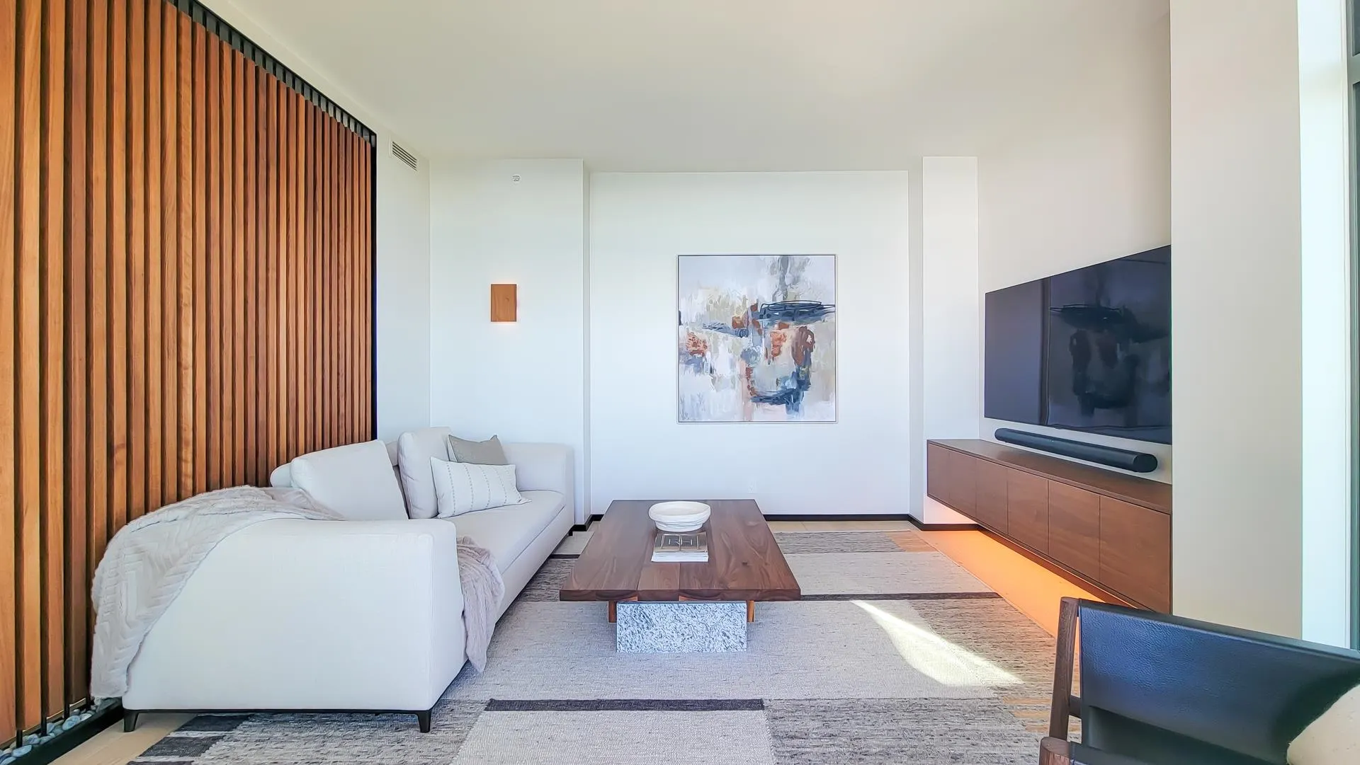 1201 3315 Cypress Place