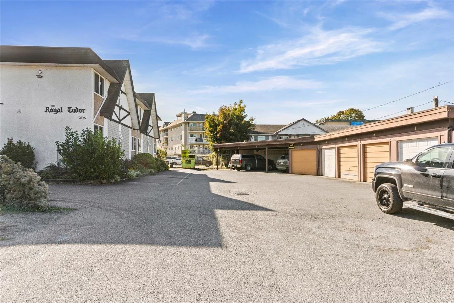 203 9516 Rotary Street