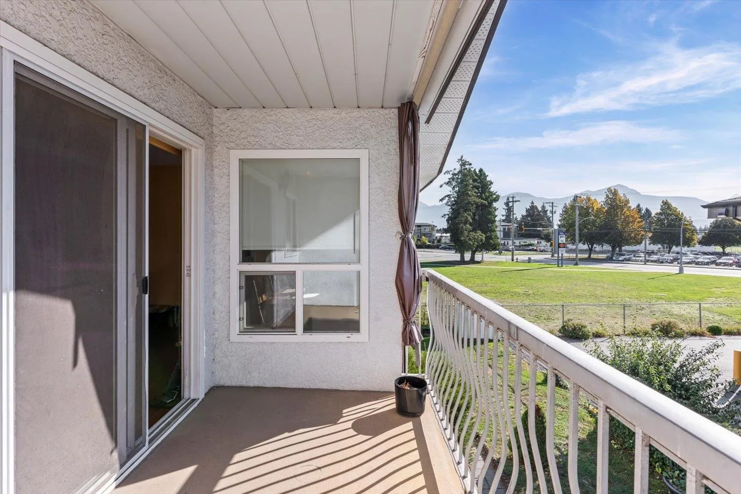 203 9516 Rotary Street