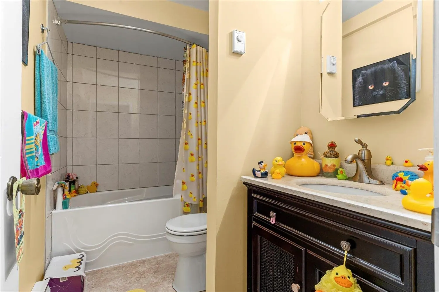 203 9516 Rotary Street