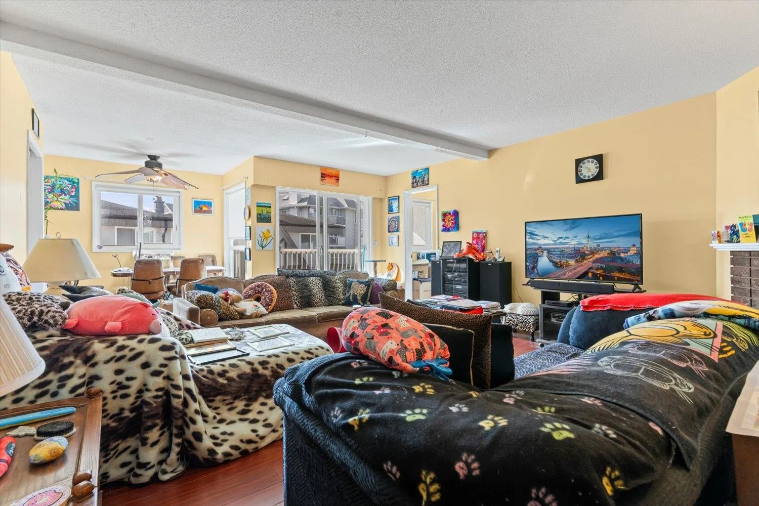 203 9516 Rotary Street