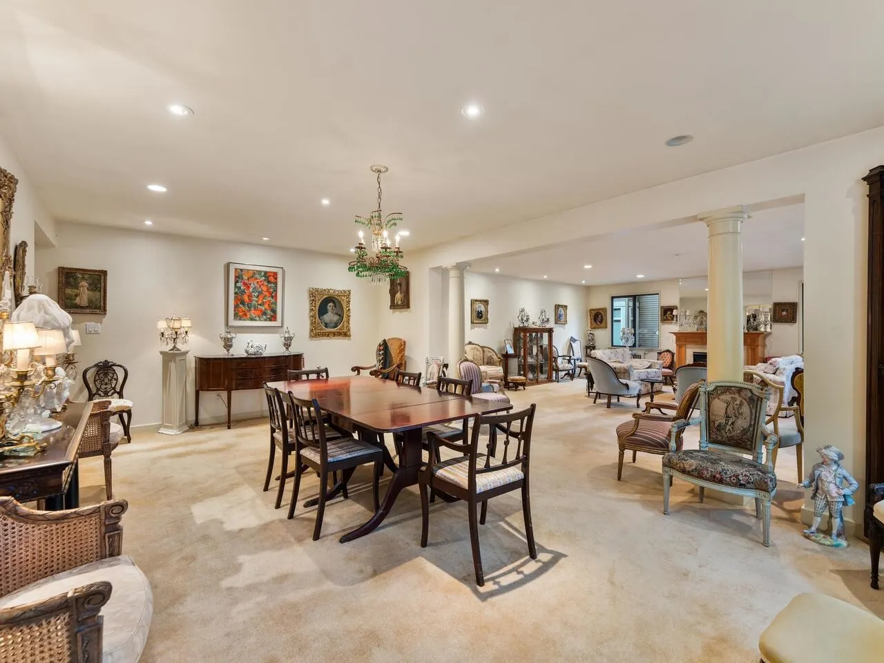 201 1695 W 10th Avenue