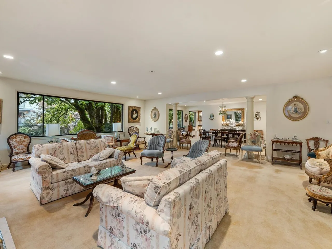 201 1695 W 10th Avenue