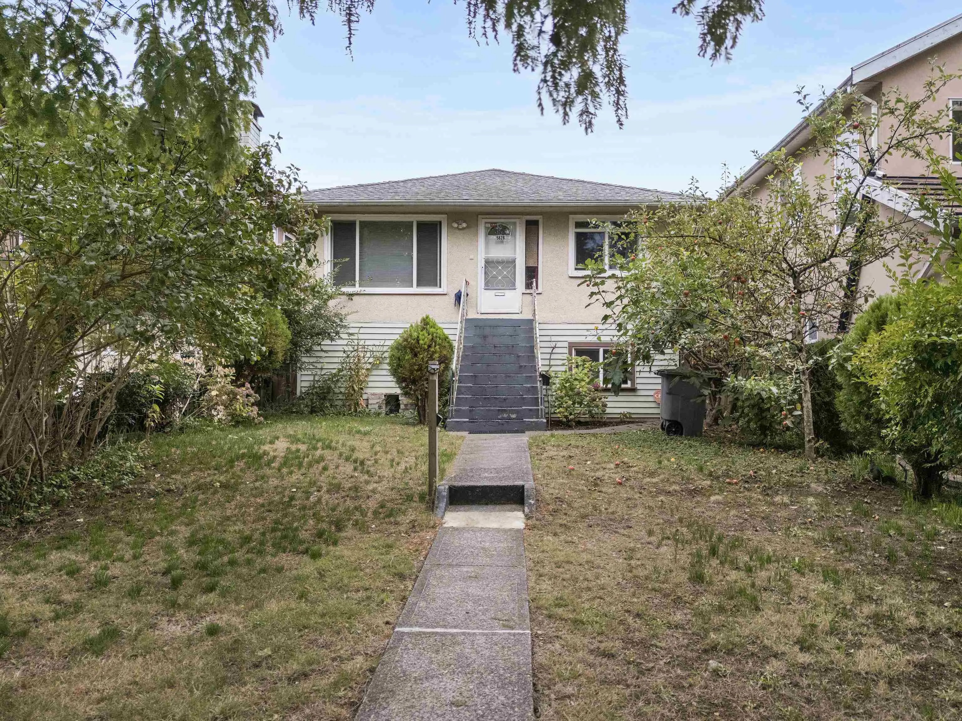 5828 Kerr Street
