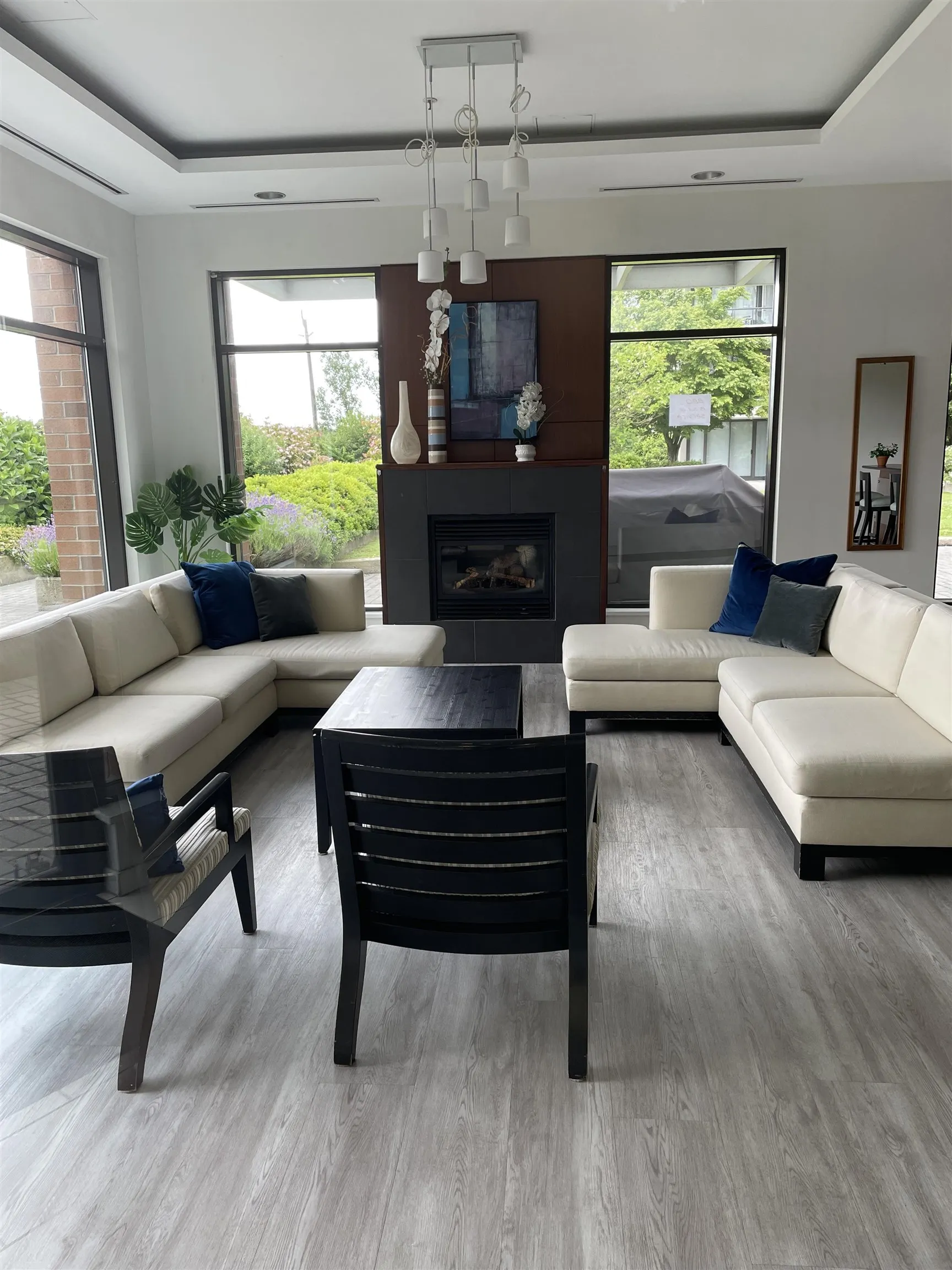 1707 4178 Dawson Street