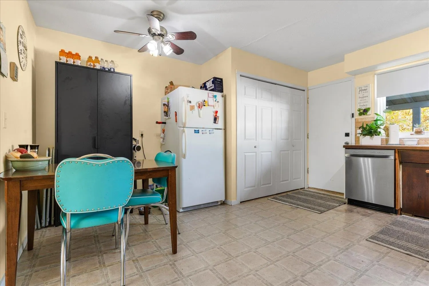 9395 Carleton Street