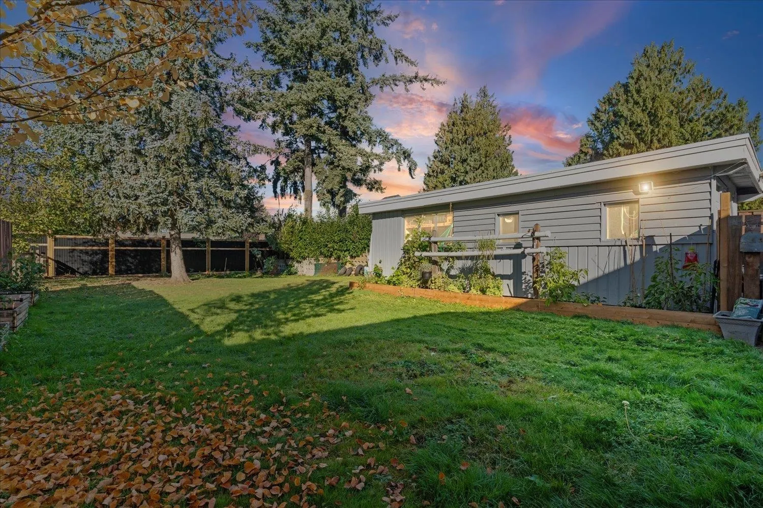 9395 Carleton Street