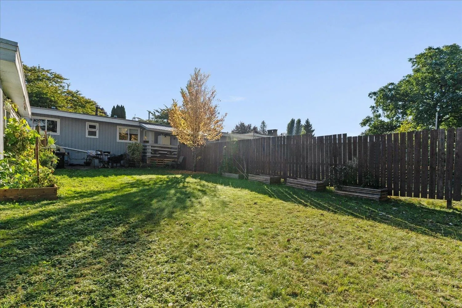 9395 Carleton Street